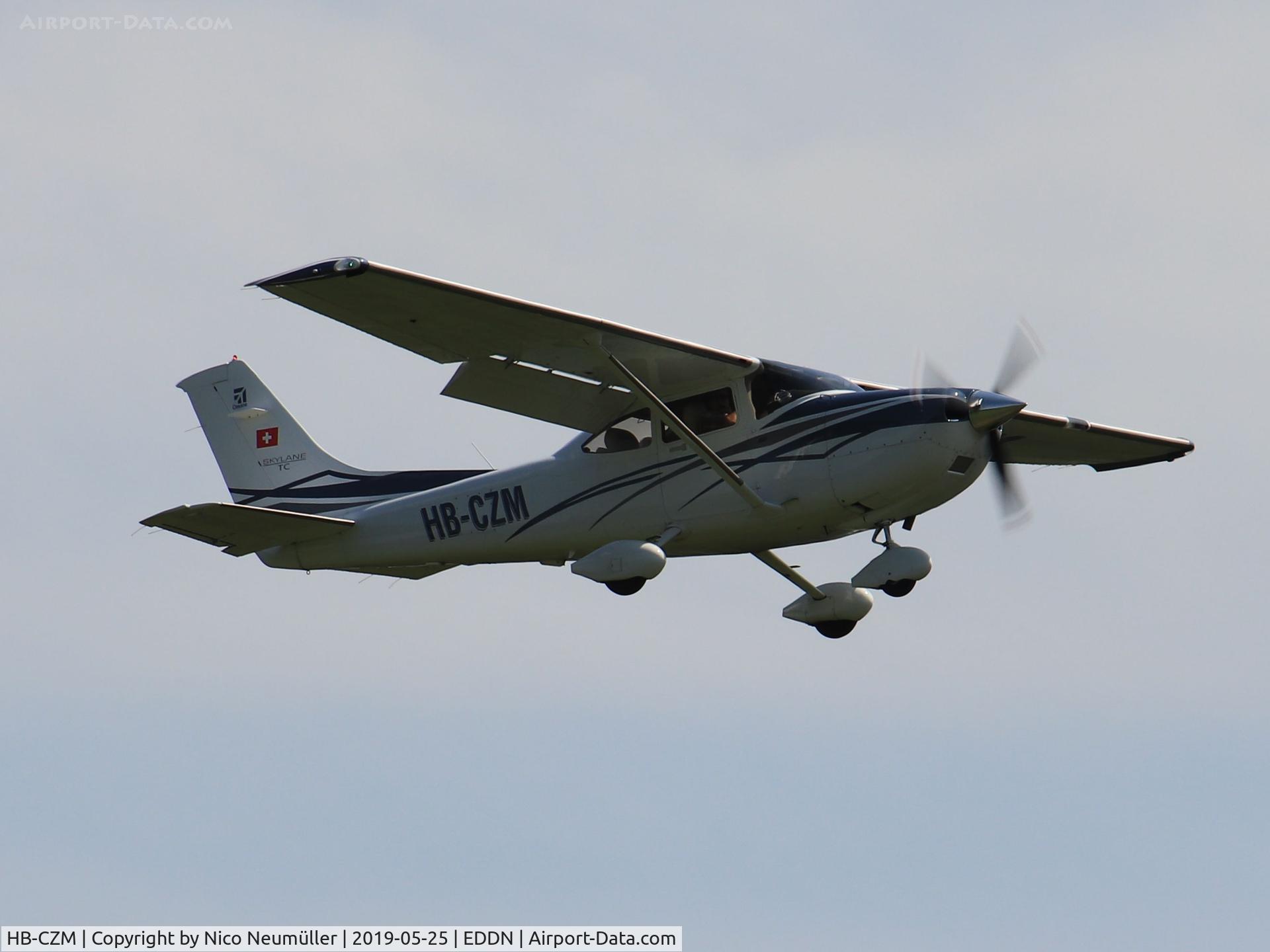 HB-CZM, 2007 Cessna T182T Turbo Skylane C/N T18208784, Swiss Cessna landing in EDDN