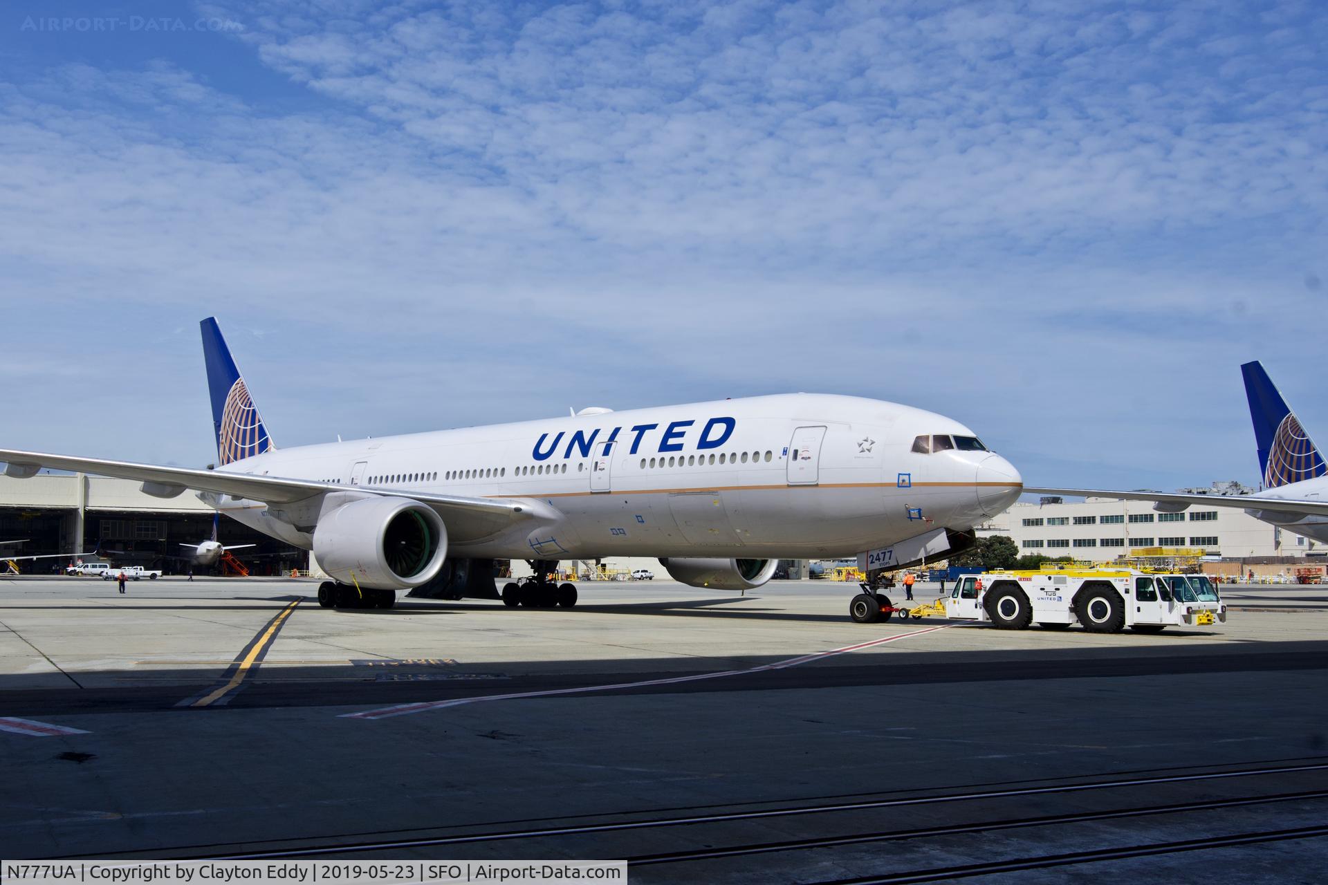 N777UA, 1995 Boeing 777-222 C/N 26916, SFO 2019.