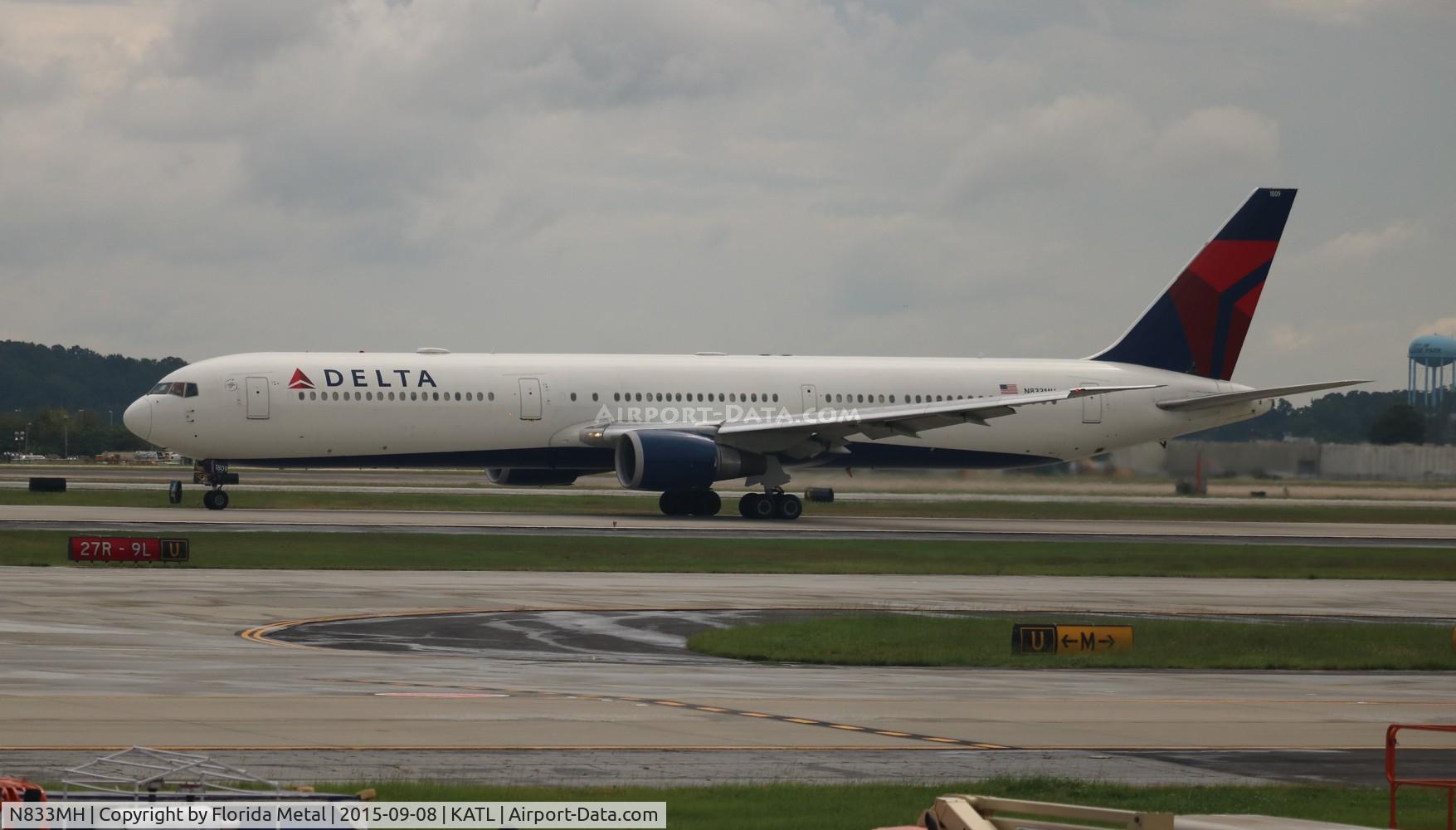 N833MH, 2000 Boeing 767-432/ER C/N 29706, Delta