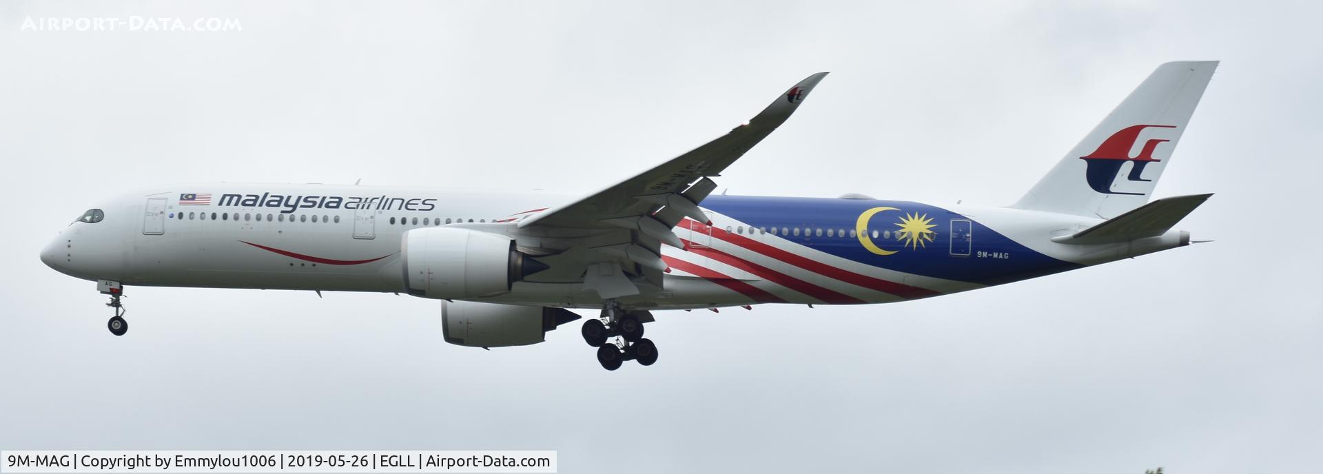 9M-MAG, 2018 Airbus A350-941 C/N 213, LANDING ON 27R OVER BA MAINTENANCE HUB