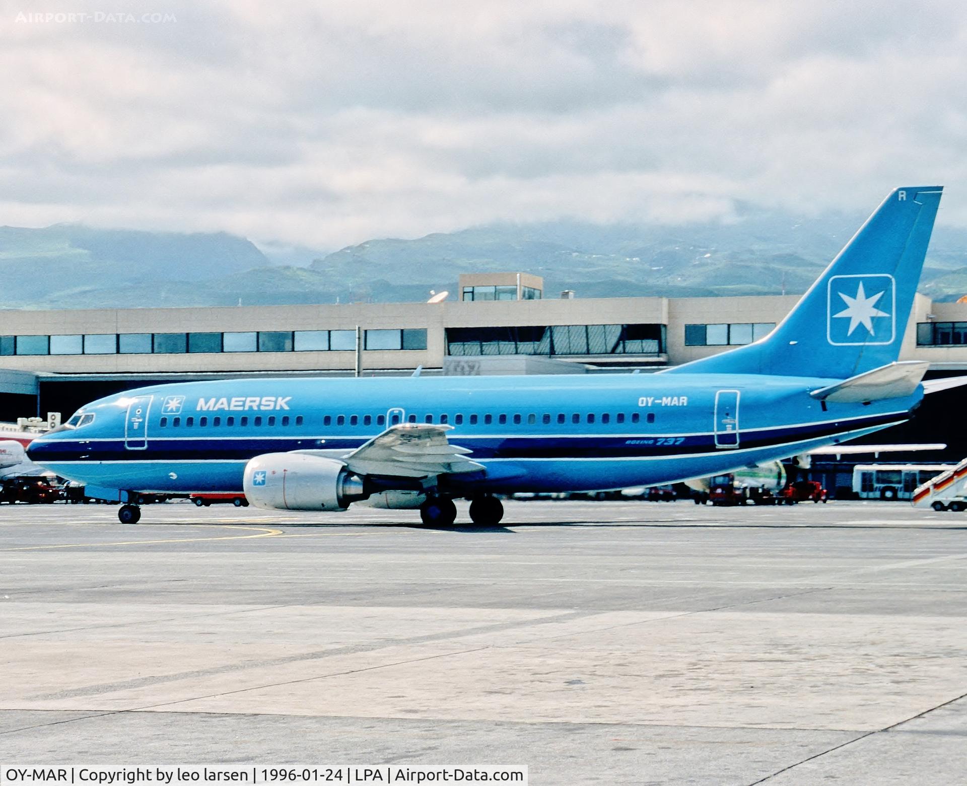 OY-MAR, 1995 Boeing 737-3L9 C/N 27833, Las Palmas 24.1.1996
