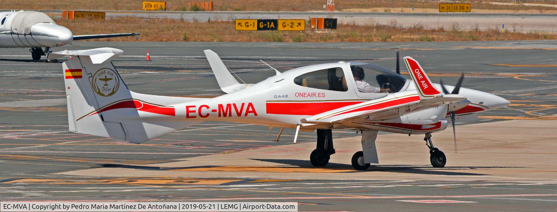 EC-MVA, 2005 Diamond DA-42 Twin Star C/N 42.018, Aeropuerto de Málaga - Spain