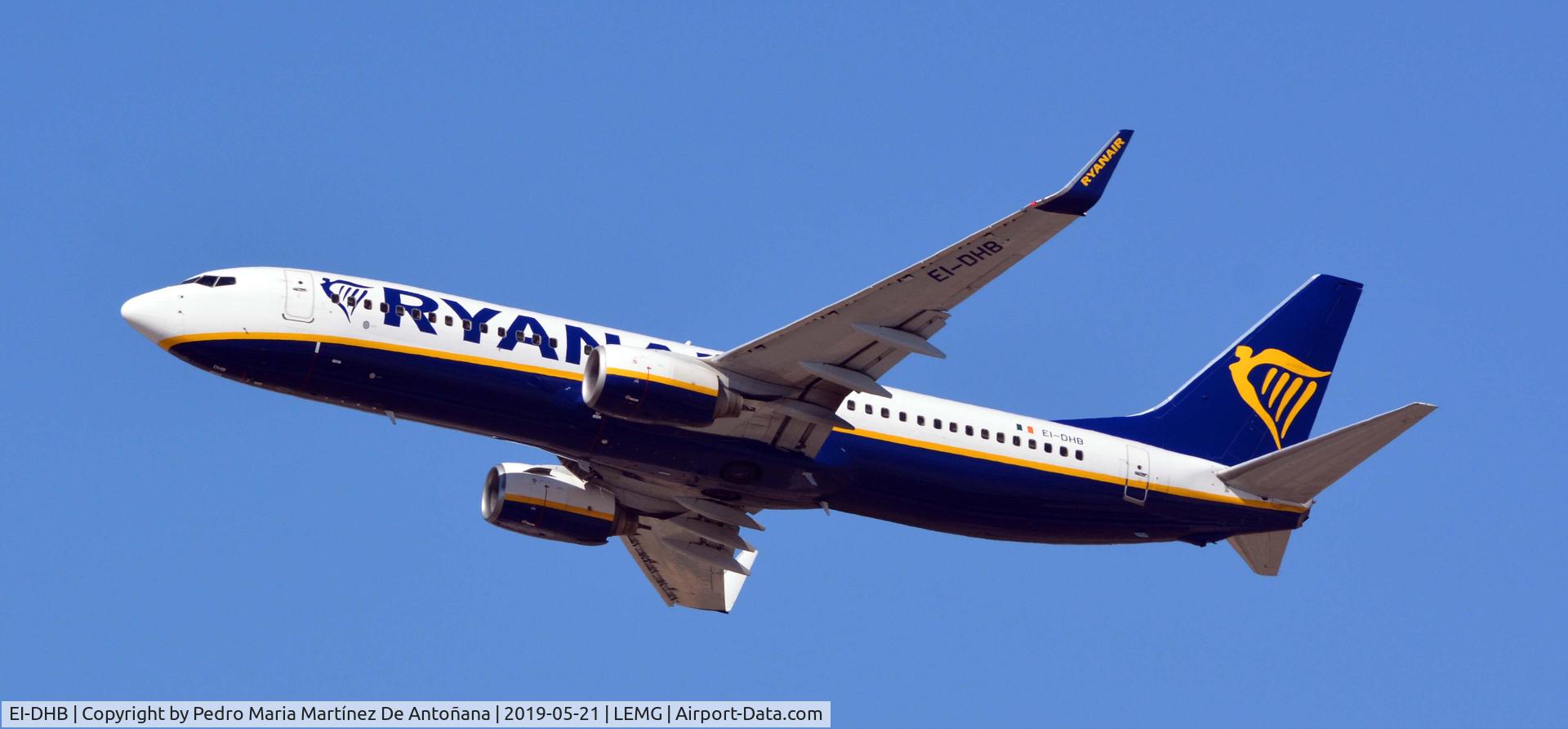 EI-DHB, 2005 Boeing 737-8AS C/N 33572, Aeropuerto de Málaga - Spain