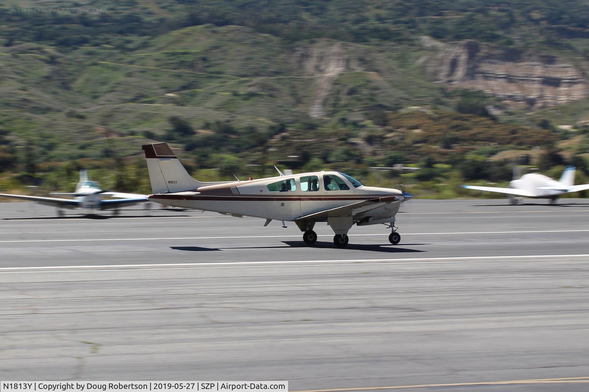 N1813Y, 1981 Beech F33A Bonanza C/N CE-961, 1981 Beech F33A BONANZA, Continental IO-520 285 Hp, 5 seats, takeoff roll Rwy 22