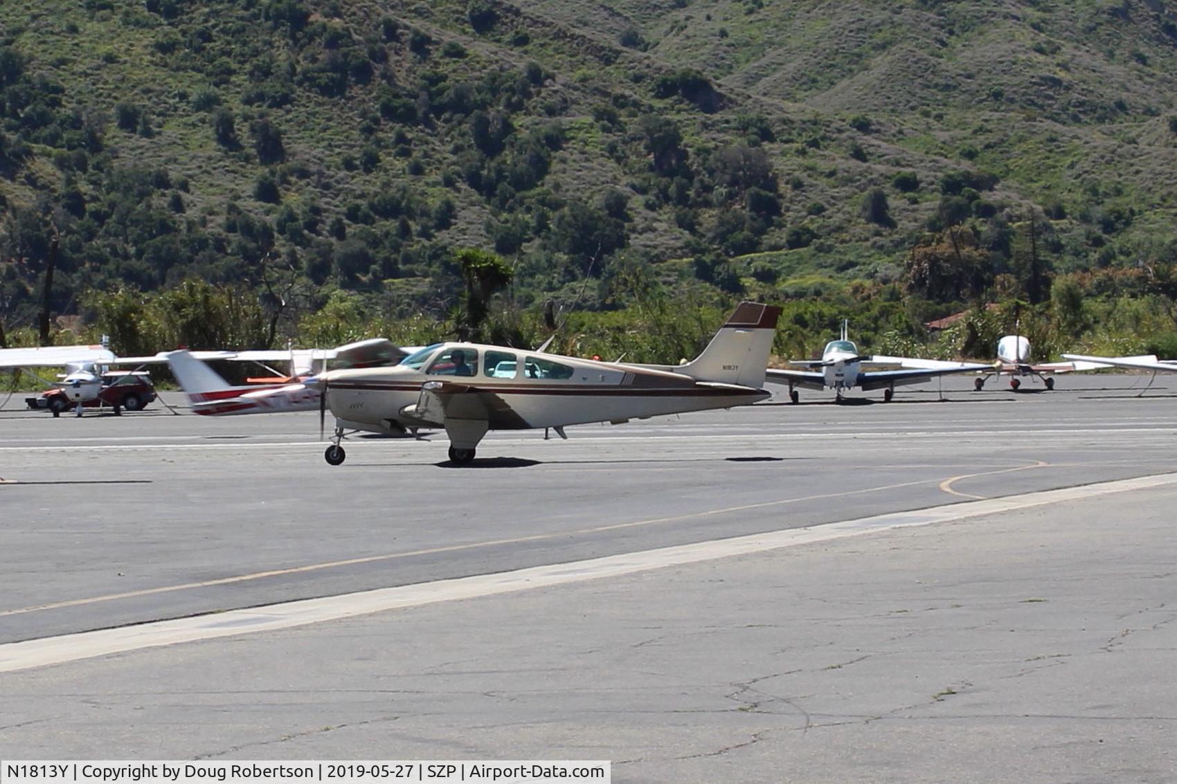 N1813Y, 1981 Beech F33A Bonanza C/N CE-961, 1981 Beech F33A BONANZA, Continental IO-520 285 Hp, 5 seats, taxi to Rwy 22