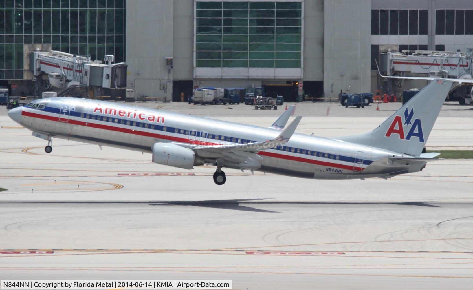 N844NN, 2010 Boeing 737-823 C/N 33212, American