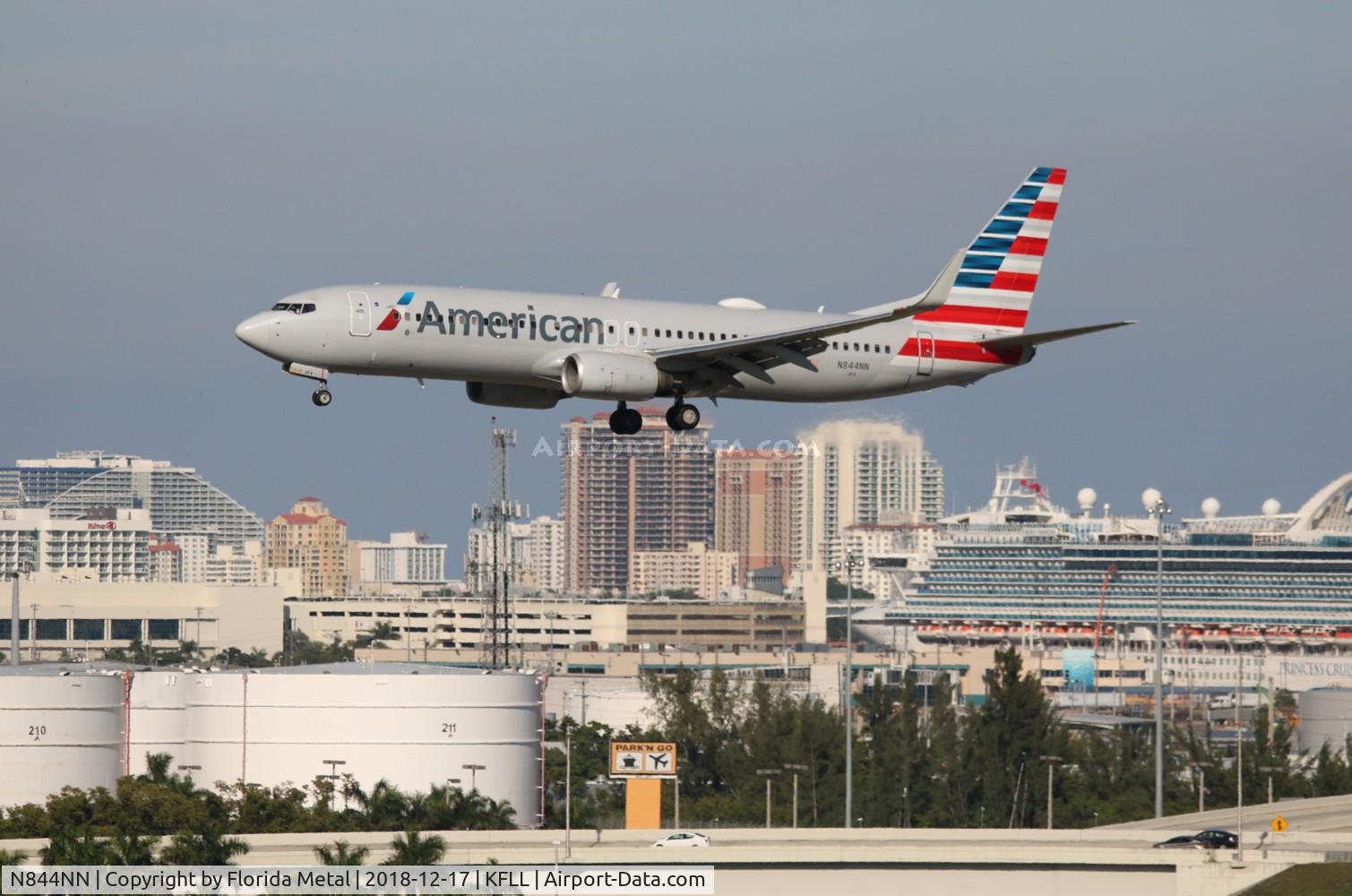 N844NN, 2010 Boeing 737-823 C/N 33212, American 737-823
