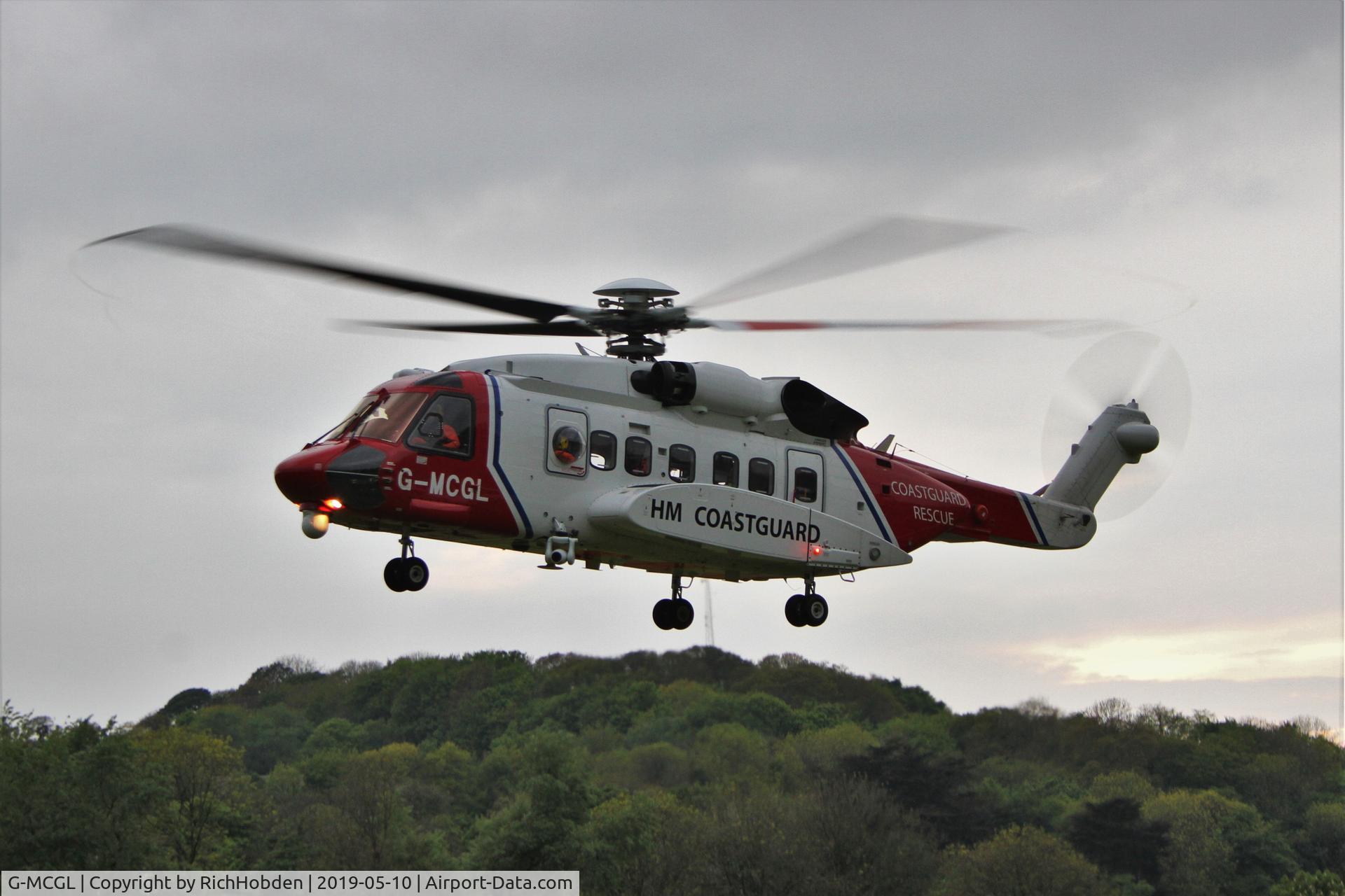 G-MCGL, 2014 Sikorsky S-92A C/N 920254, Departing temp HLS Boscawen Park, Truro as Treliske pad undergoing maintenance
