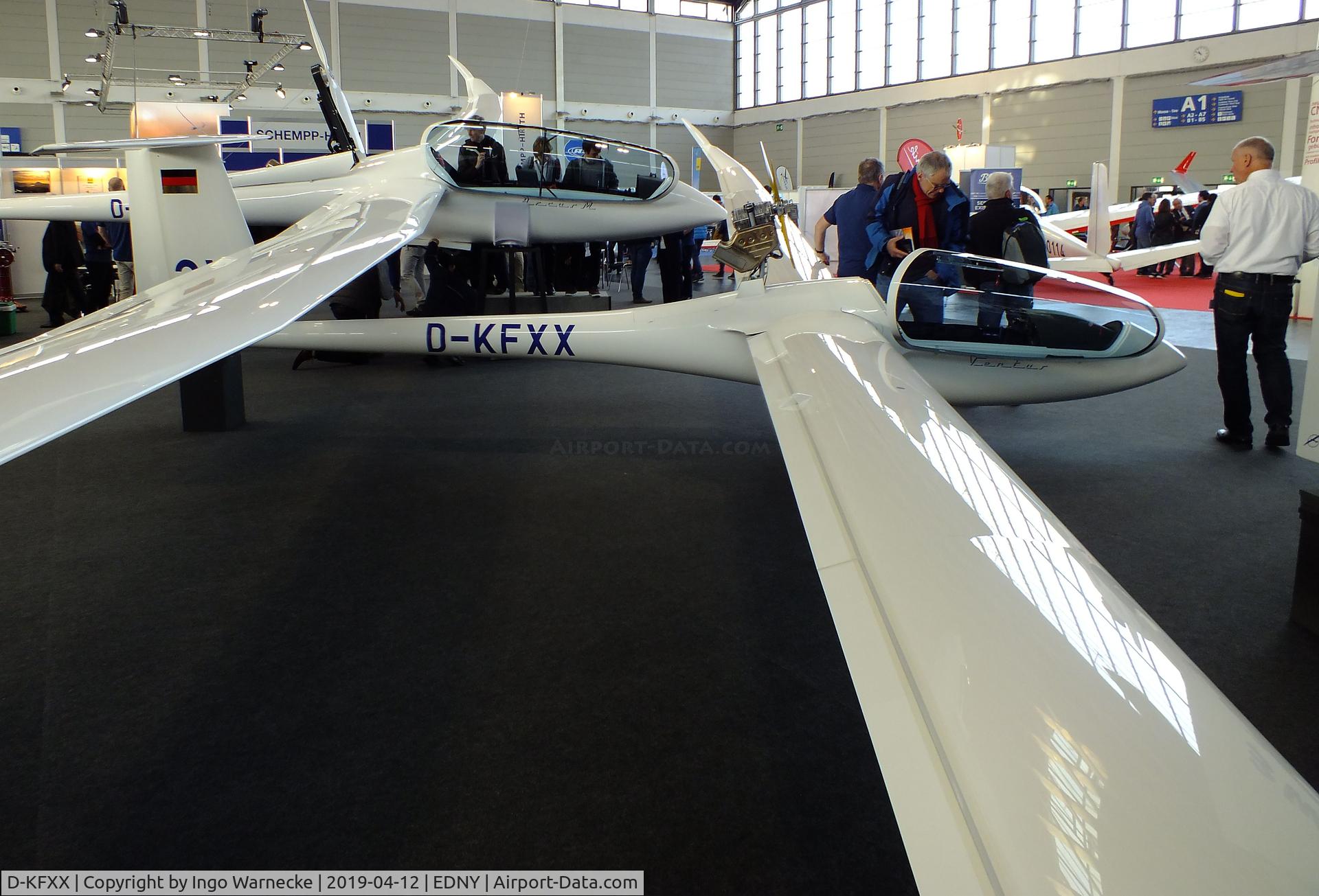 D-KFXX, 2018 Schempp-Hirth Ventus 3T C/N 056 TS, Schempp-Hirth Ventus 3T at the AERO 2019, Friedrichshafen
