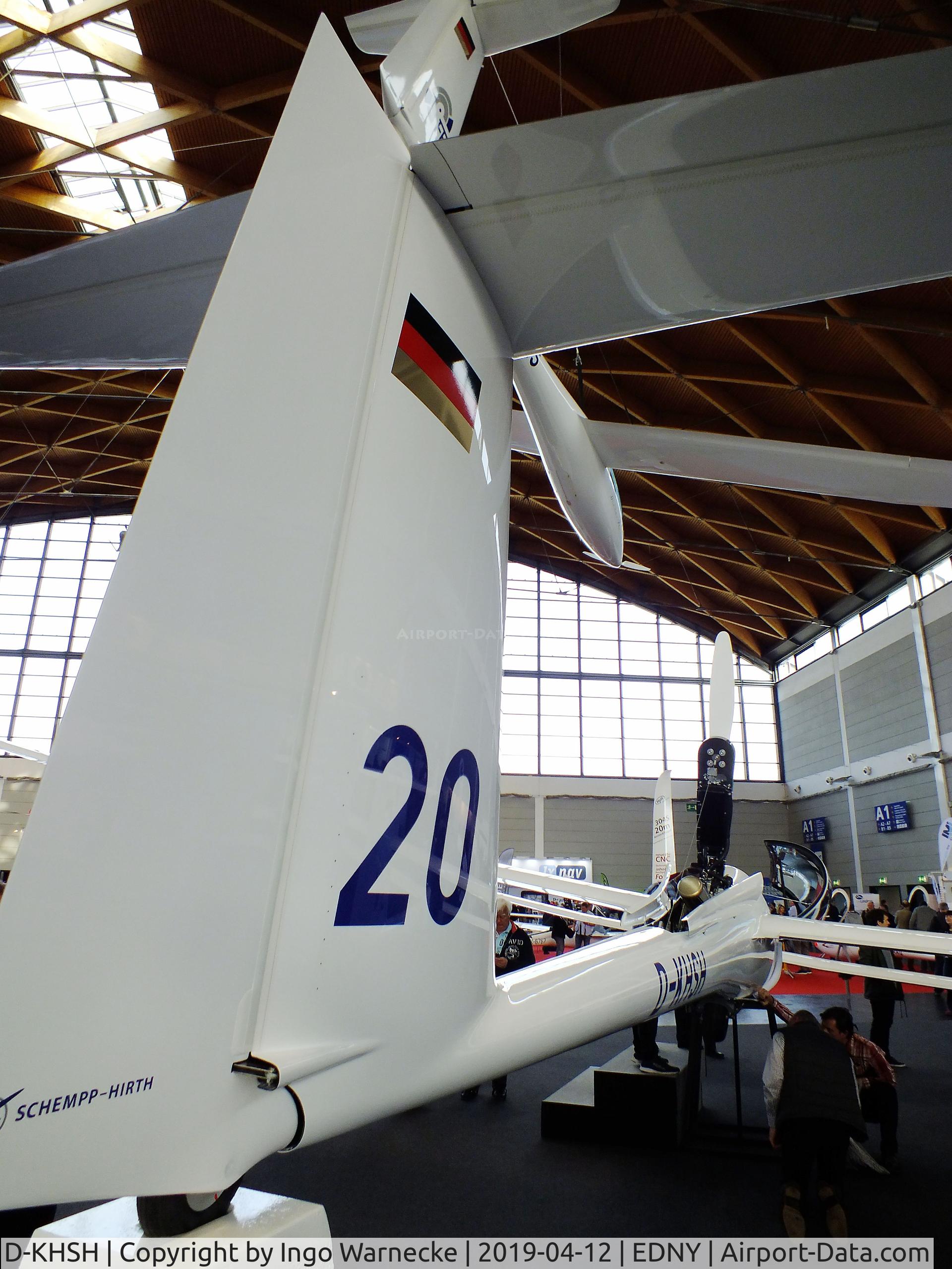 D-KHSH, Schempp-Hirth Arcus M, Schempp-Hirth Arcus M at the AERO 2019, Friedrichshafen