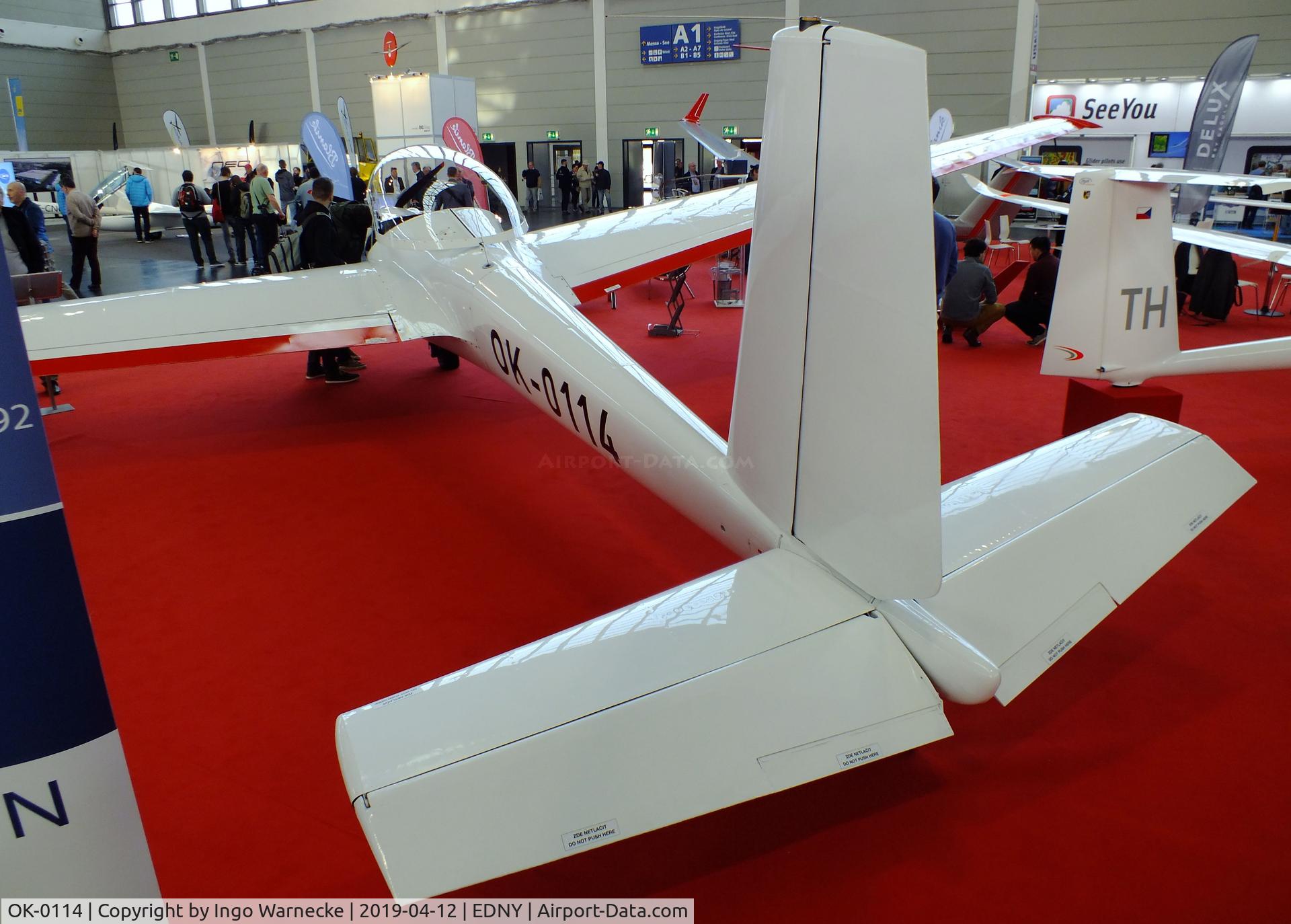 OK-0114, Let L-13 SE VIVAT C/N 900411, Let L-13 SE VIVAT at the AERO 2019, Friedrichshafen