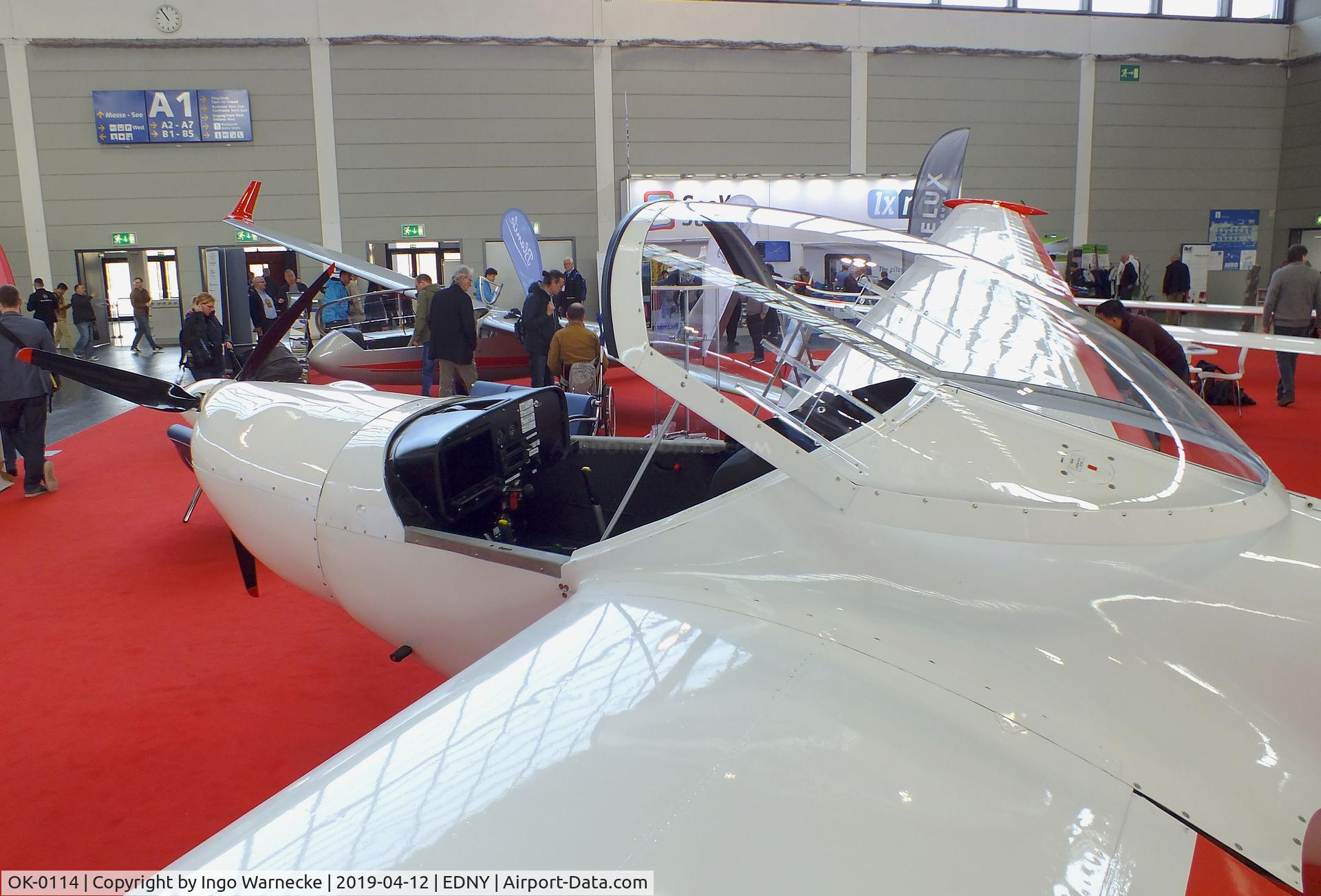 OK-0114, Let L-13 SE VIVAT C/N 900411, Let L-13 SE VIVAT at the AERO 2019, Friedrichshafen