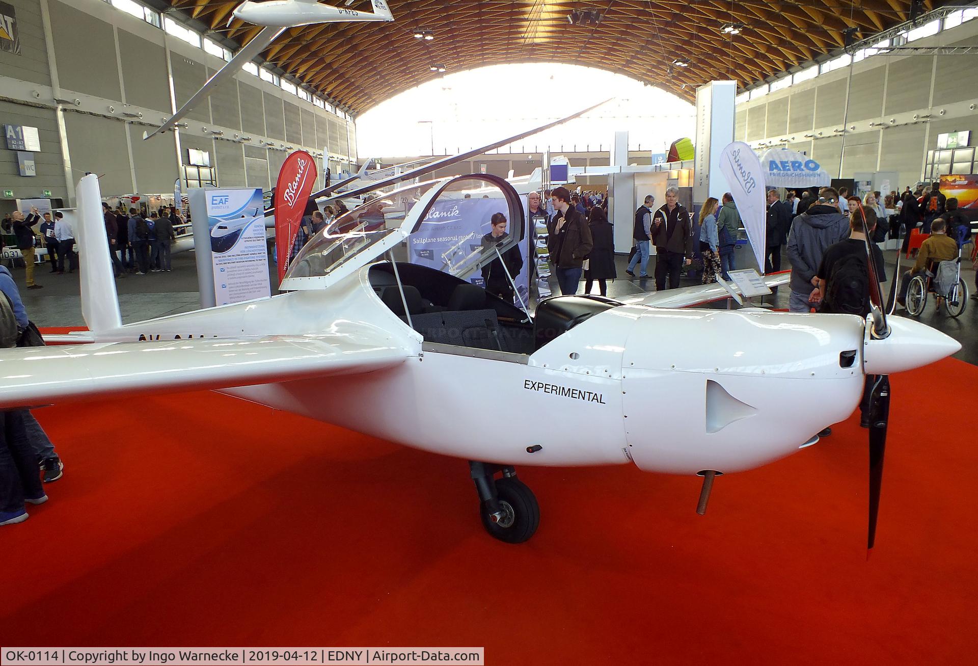 OK-0114, Let L-13 SE VIVAT C/N 900411, Let L-13 SE VIVAT at the AERO 2019, Friedrichshafen
