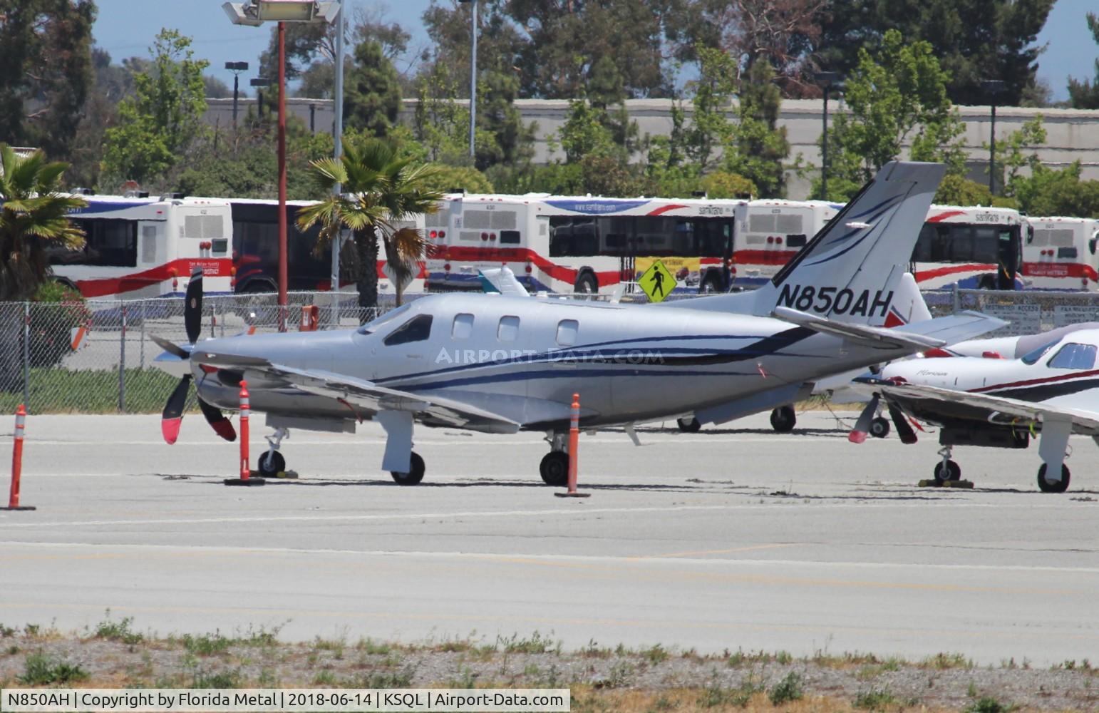 N850AH, 2009 Socata TBM-700 C/N 529, TBM-850