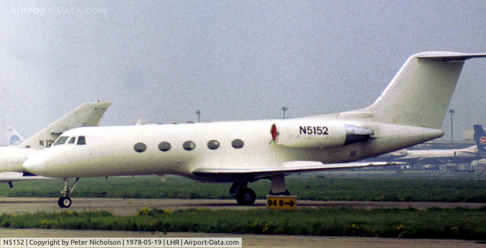 N5152, 1968 Grumman G-1159 Gulfstream II C/N 22, Gulfstream II of Columbia Broadcasting System, New York as seen at Heathrow in May 1978.