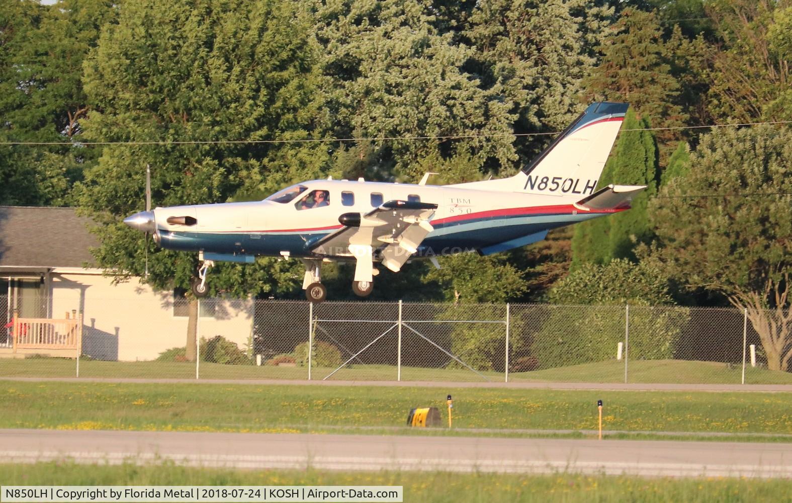 N850LH, 2006 Socata TBM-700 C/N 374, TBM 700