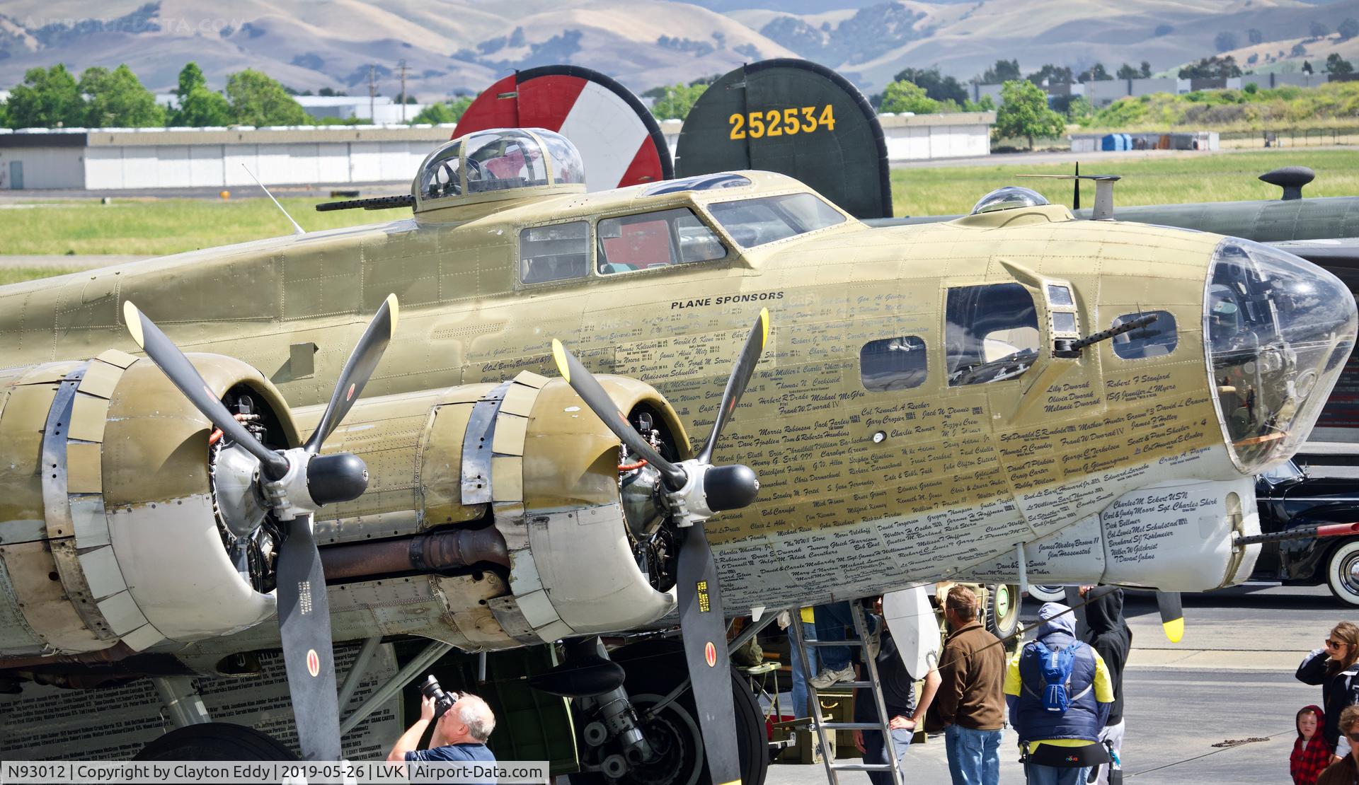 N93012, 1944 Boeing B-17G-30-BO Flying Fortress C/N 32264, Livermore Airport California 2019.