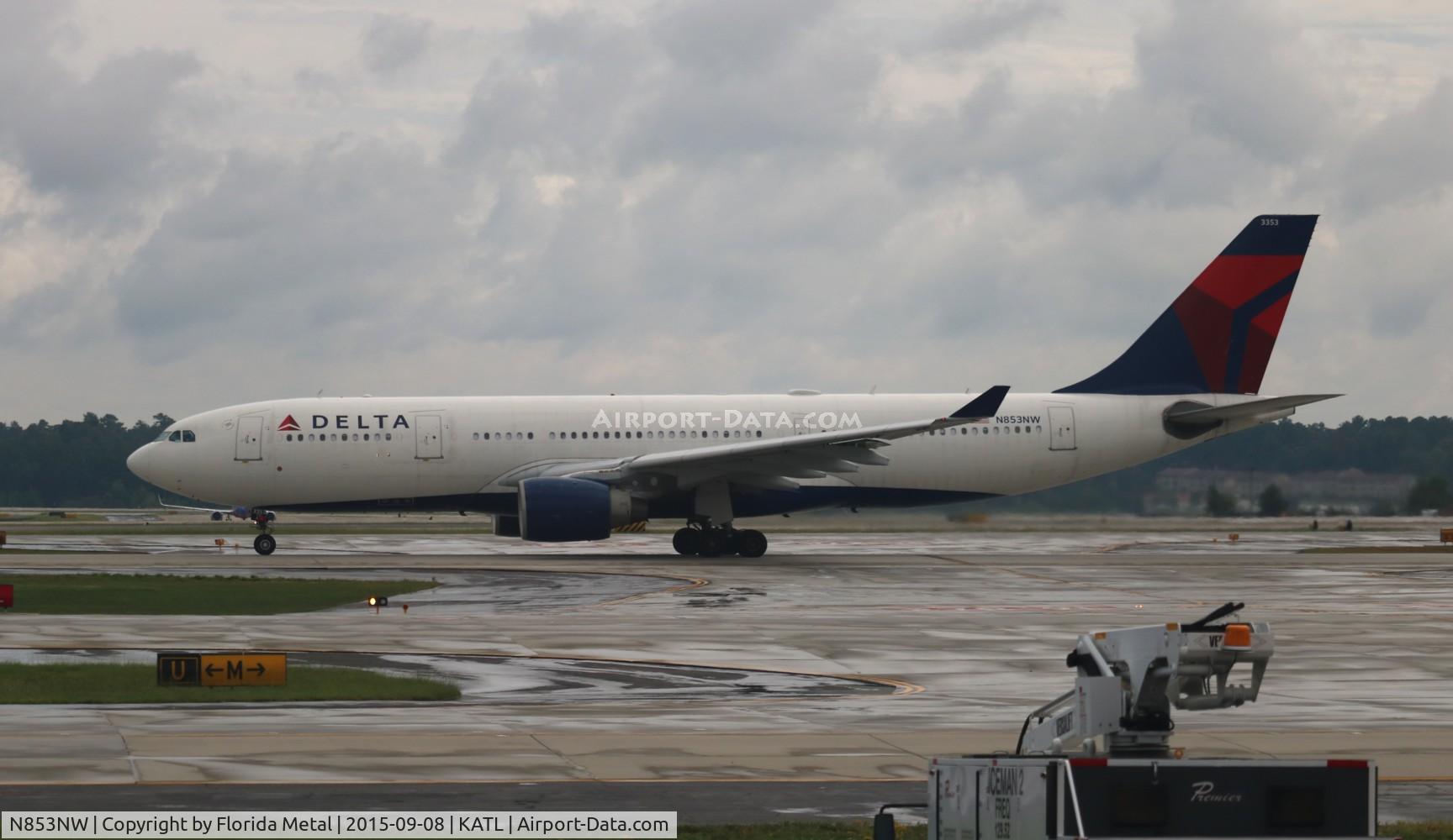 N853NW, 2004 Airbus A330-223 C/N 0618, Delta