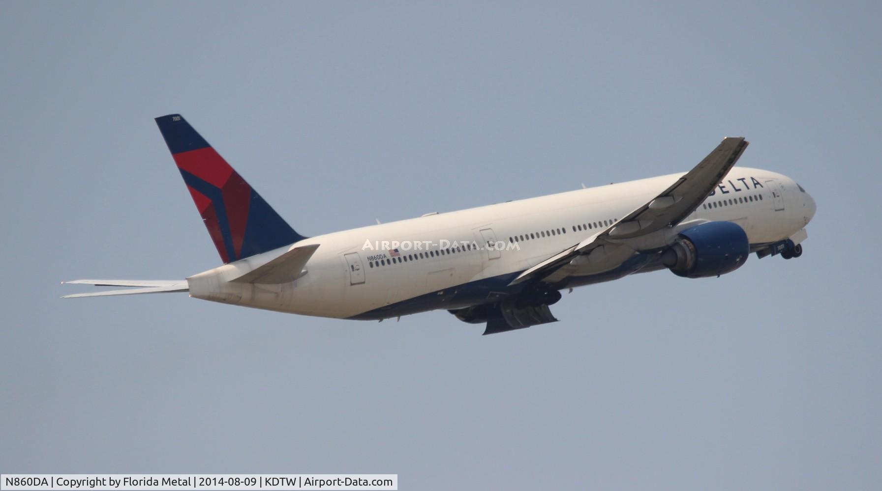 N860DA, 1999 Boeing 777-232 C/N 29951, Delta