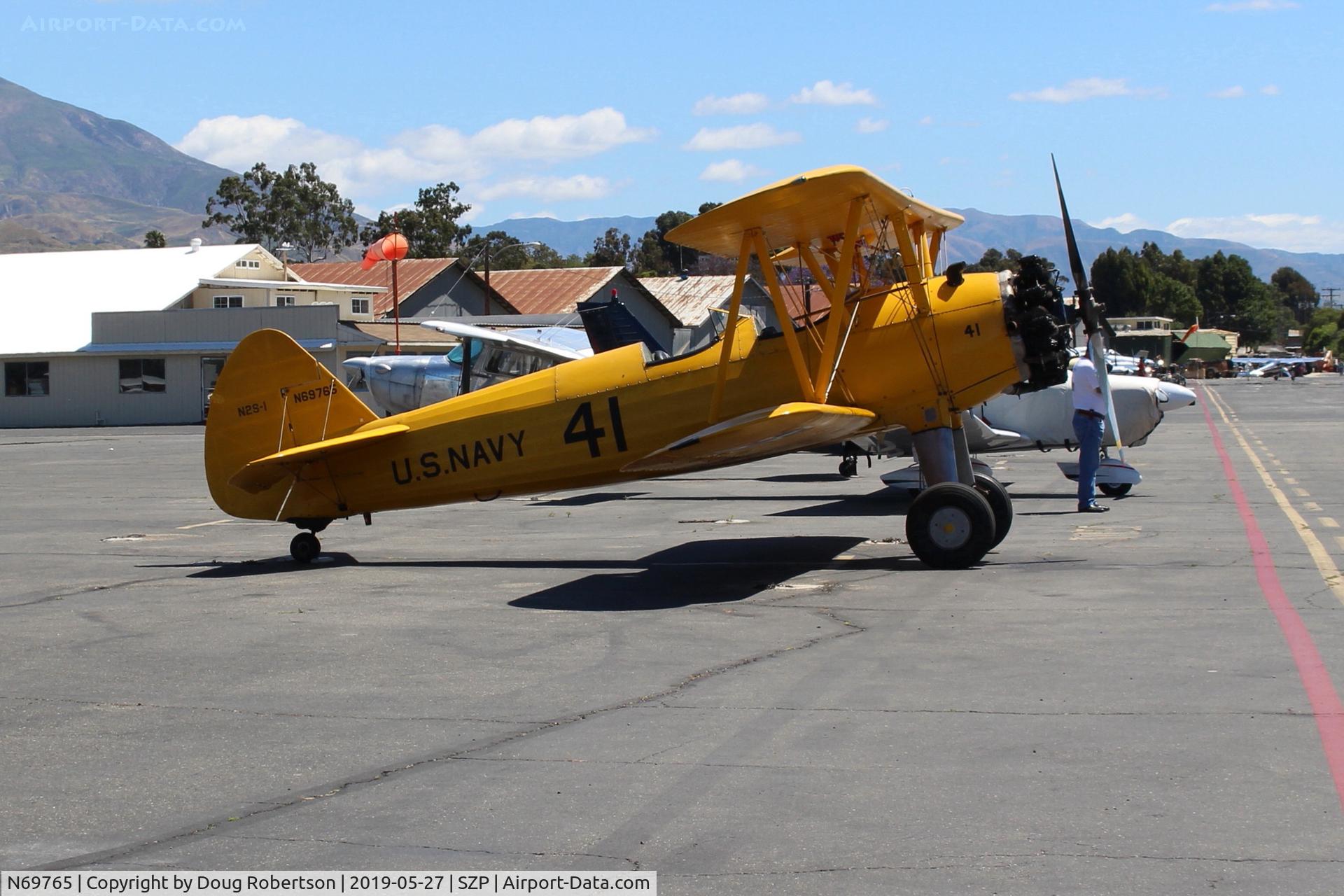 N69765, 1941 Boeing A75N1 (PT17) C/N 75-1044, 1941 Boeing Stearman A75N1 as Navy N2S1, Continental W670 220 Hp radial, on transient ramp