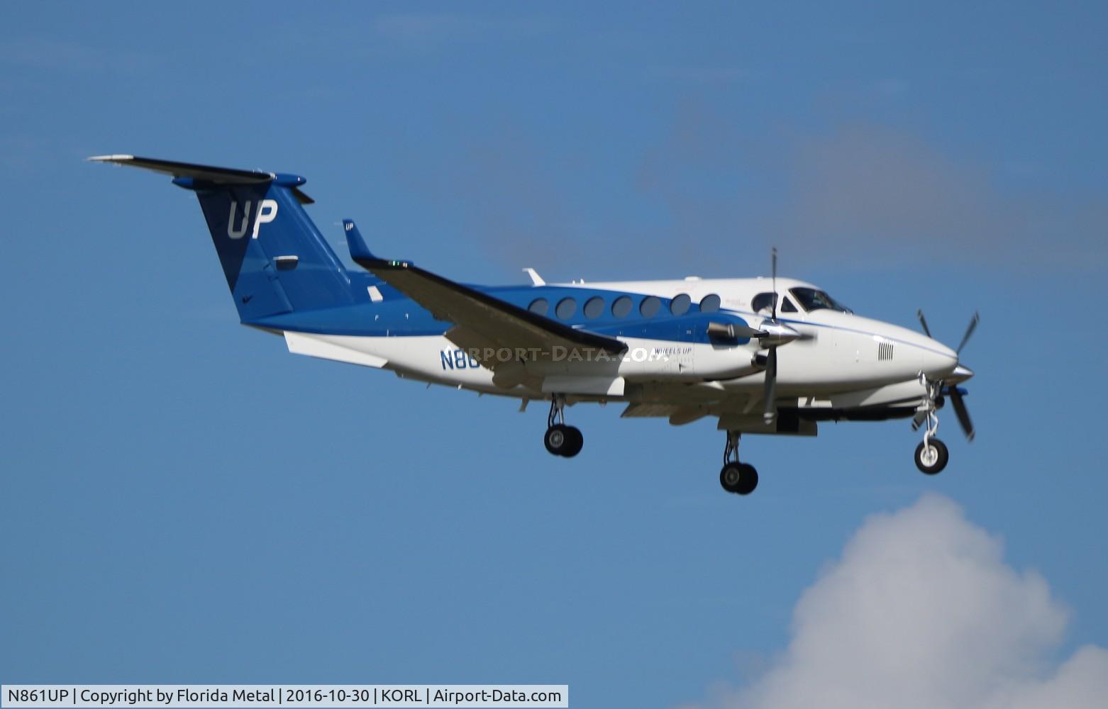 N861UP, 2016 Beechcraft 350 Super King Air (B300) C/N FL-1059, Wheels Up