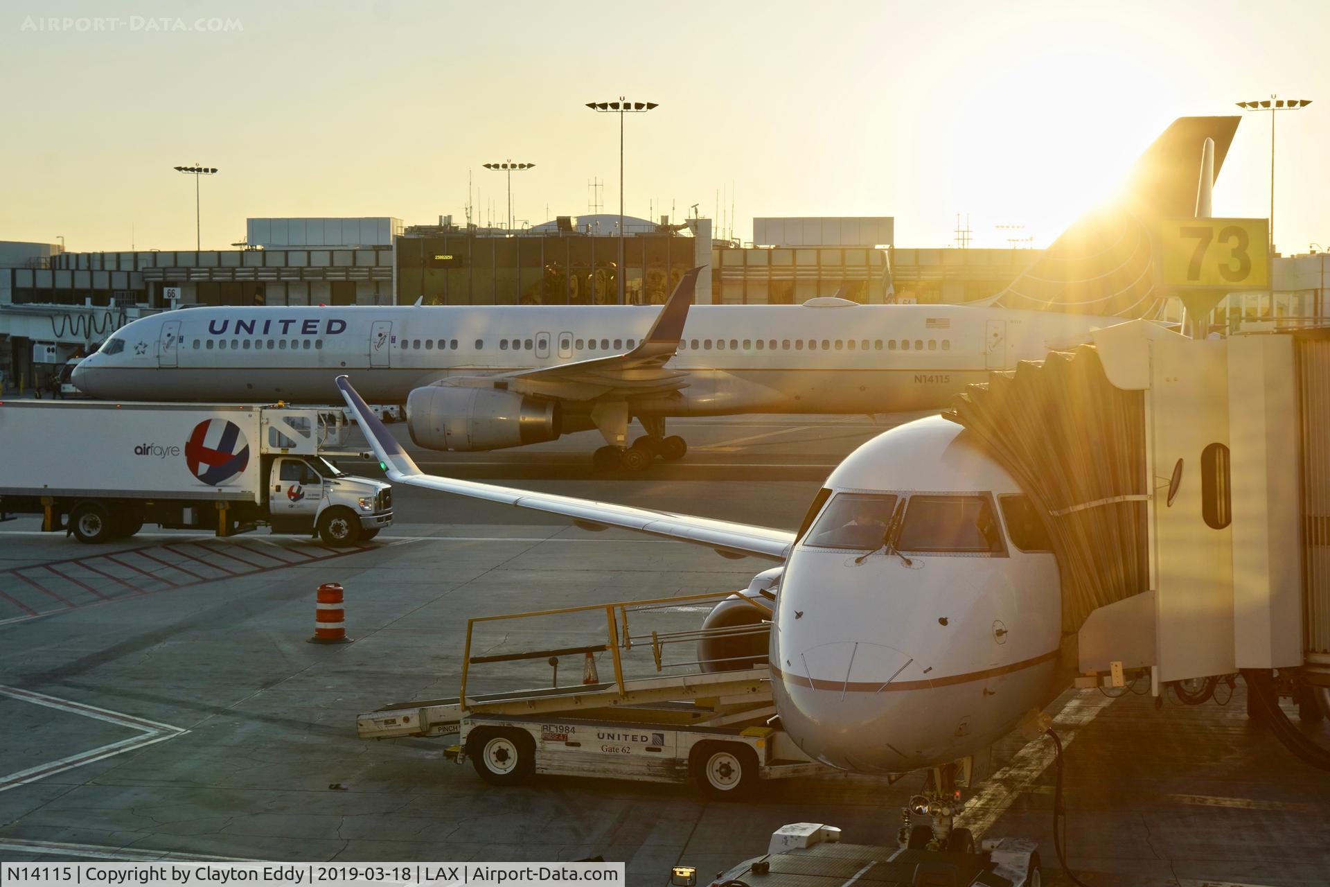 N14115, 1995 Boeing 757-224 C/N 27557, LAX 2019.