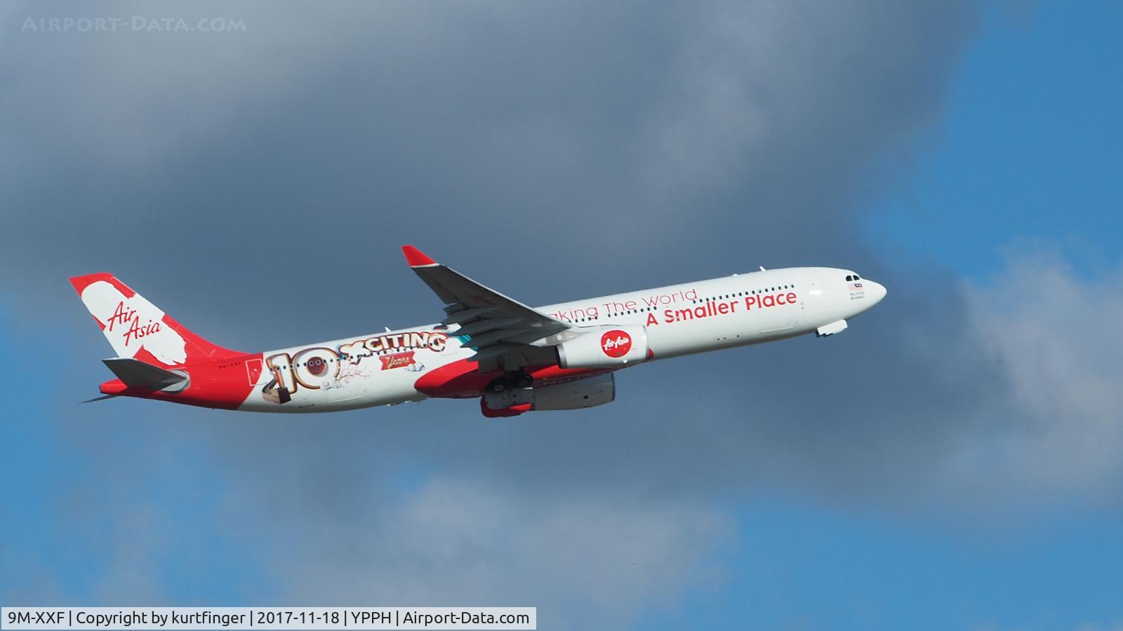 9M-XXF, 2009 Airbus A330-343X C/N 1126, Airbus A330-343. Air Asia X 9M-XXF, departed runway 21, 18/11/17.