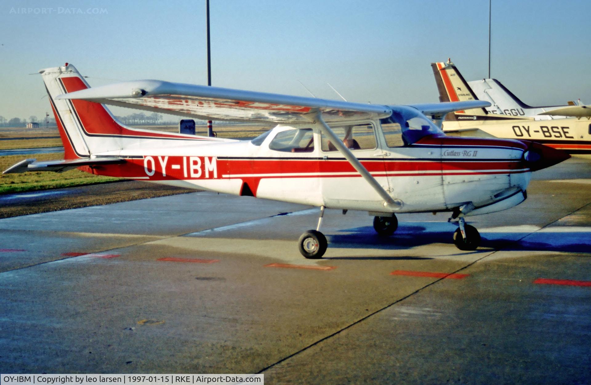 OY-IBM, 1980 Cessna 172RG RG Cutlass RG C/N 172RG0567, Roskilde 15.1.1997