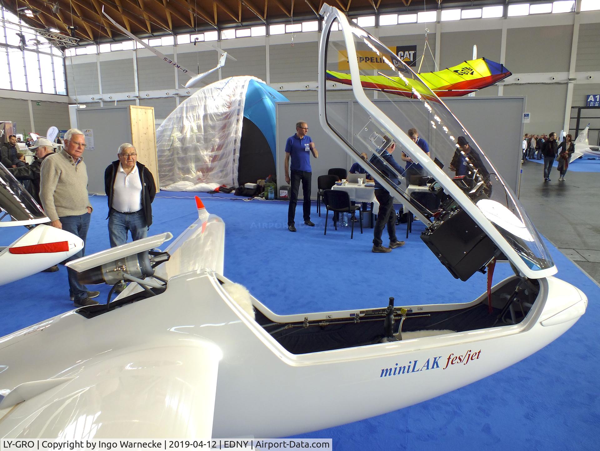LY-GRO, Sportine Aviacija LAK-17B FES Mini C/N unknown_LY-GRO, Sportine Aviacija LAK-17B Mini FES (front electric sustainer) and retractable turbojet at the AERO 2019, Friedrichshafen