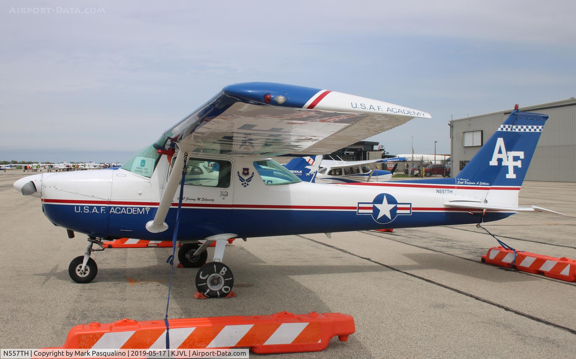N557TH, 1975 Cessna 150M C/N 15077111, Cessna 150M