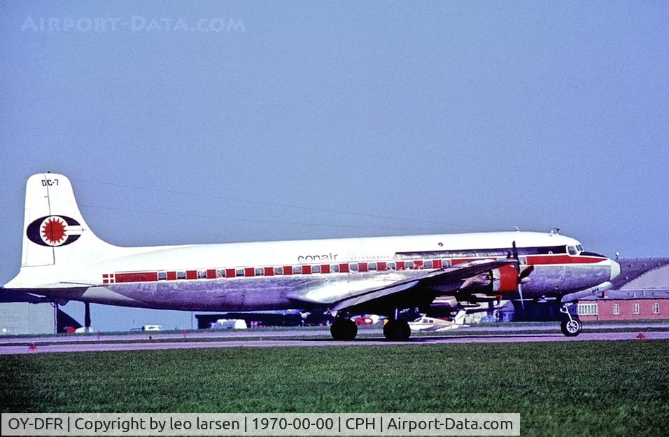 OY-DFR, 1954 Douglas DC-7 C/N 44144, Copenhagen 1970