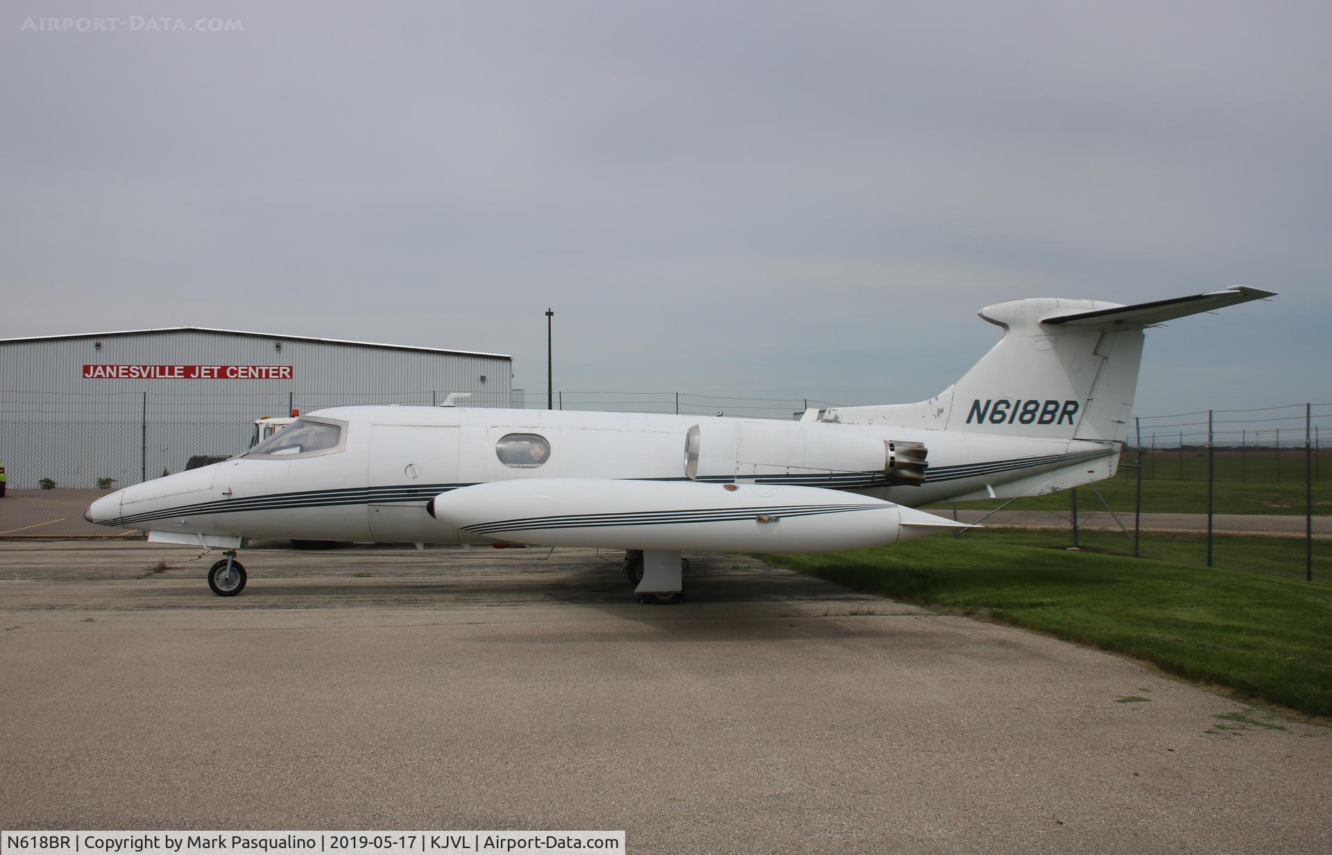 N618BR, 1968 Learjet Inc 23 C/N 23-082A, Learjet 23