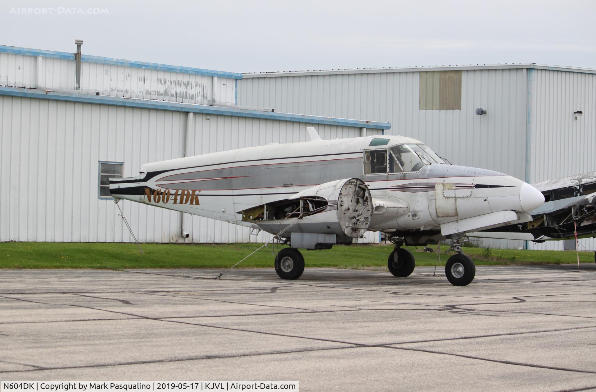 N604DK, 1962 Beech G18S C/N BA-615, Beech G18S