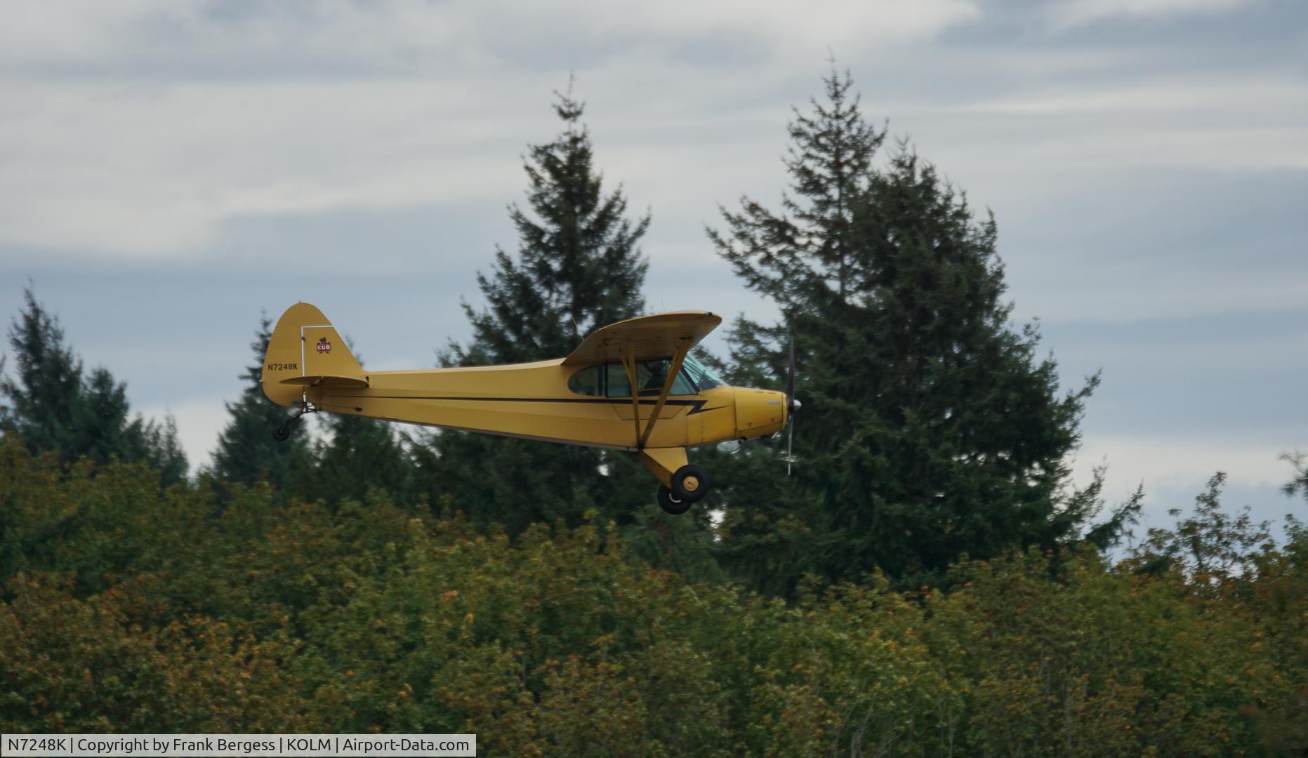 N7248K, 1950 Piper PA-18 C/N 18-134, Landing at KOLM
