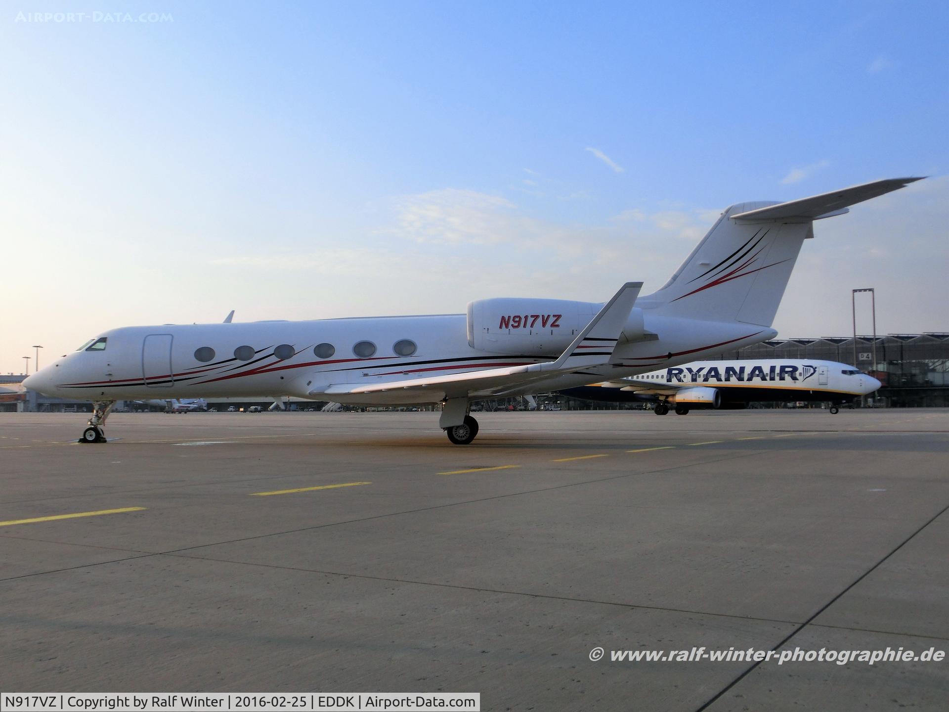N917VZ, 2010 Gulfstream Aerospace GIV-X (G450) C/N 4198, Gulfstream GIV-X G450 - Private - 4364 - N917VZ - 25.02.2016 - CGN