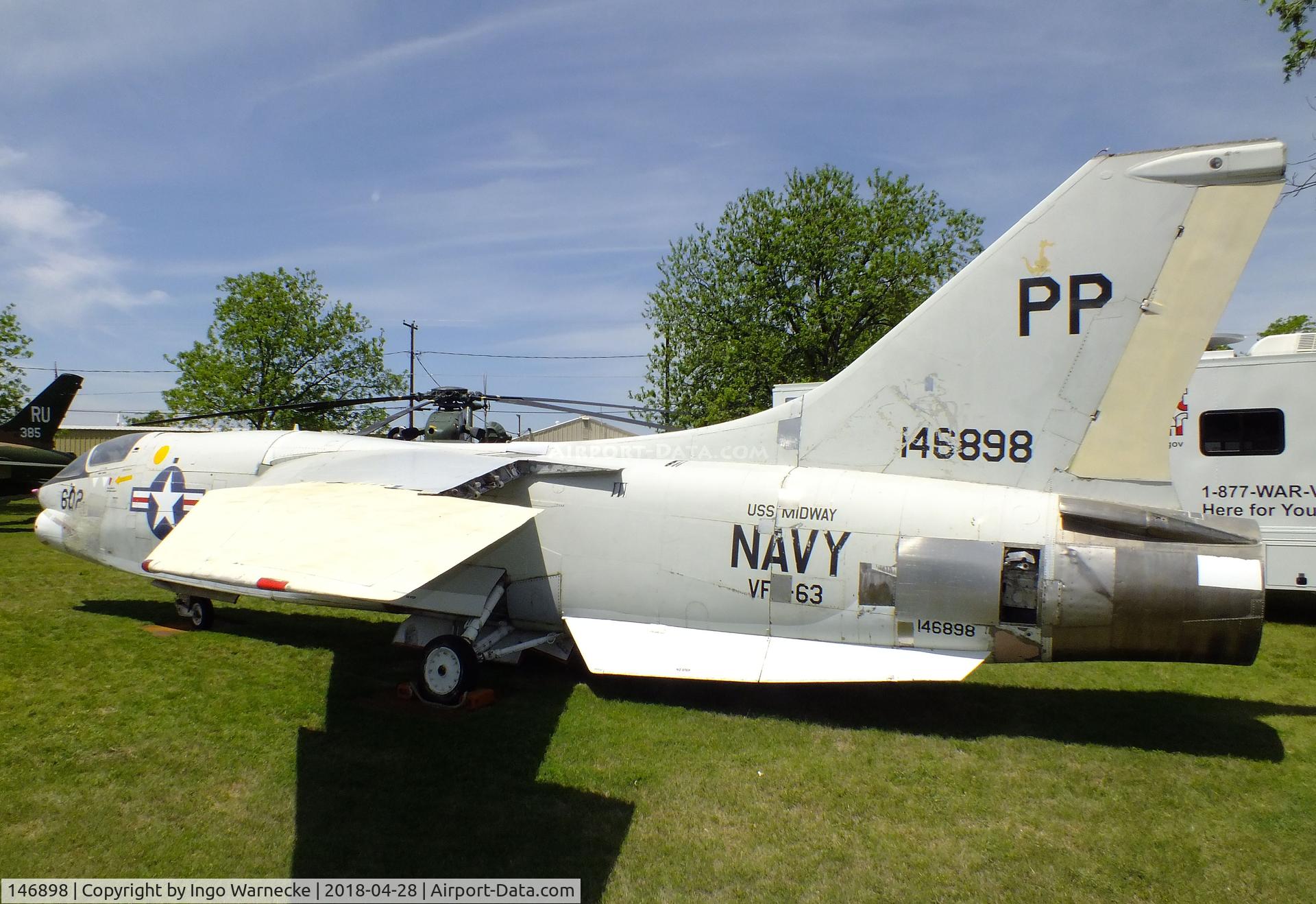 146898, Vought RF-8G Crusader C/N 728, Vought RF-8G Crusader (tailplanes still missing), undergoing restauration at the Fort Worth Aviation Museum, Fort Worth TX