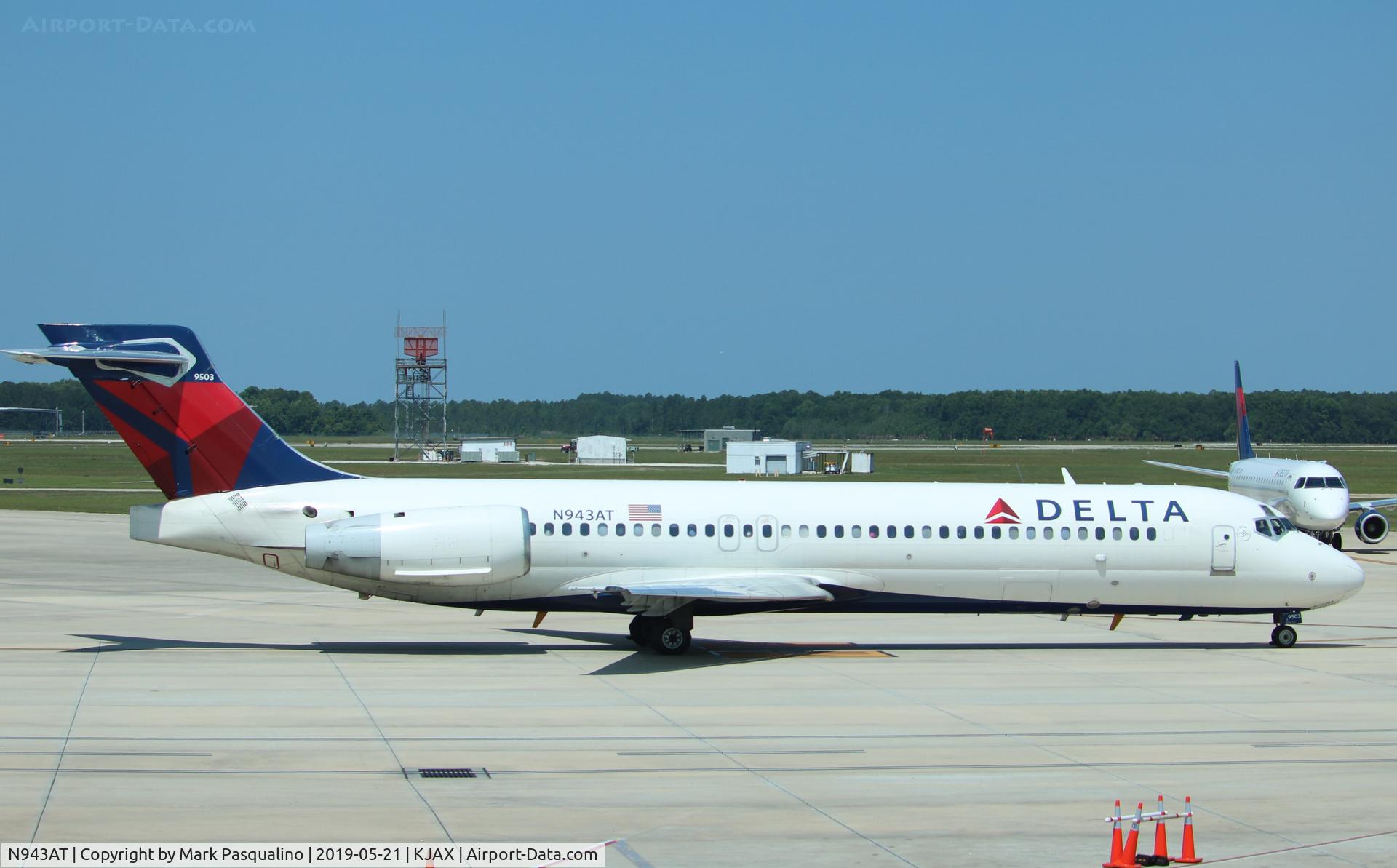 N943AT, 1999 Boeing 717-200 C/N 55006, Boeing 717-200