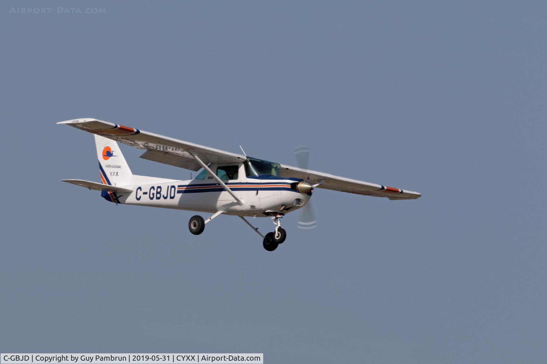 C-GBJD, 1979 Cessna 152 C/N 15283880, Landing
