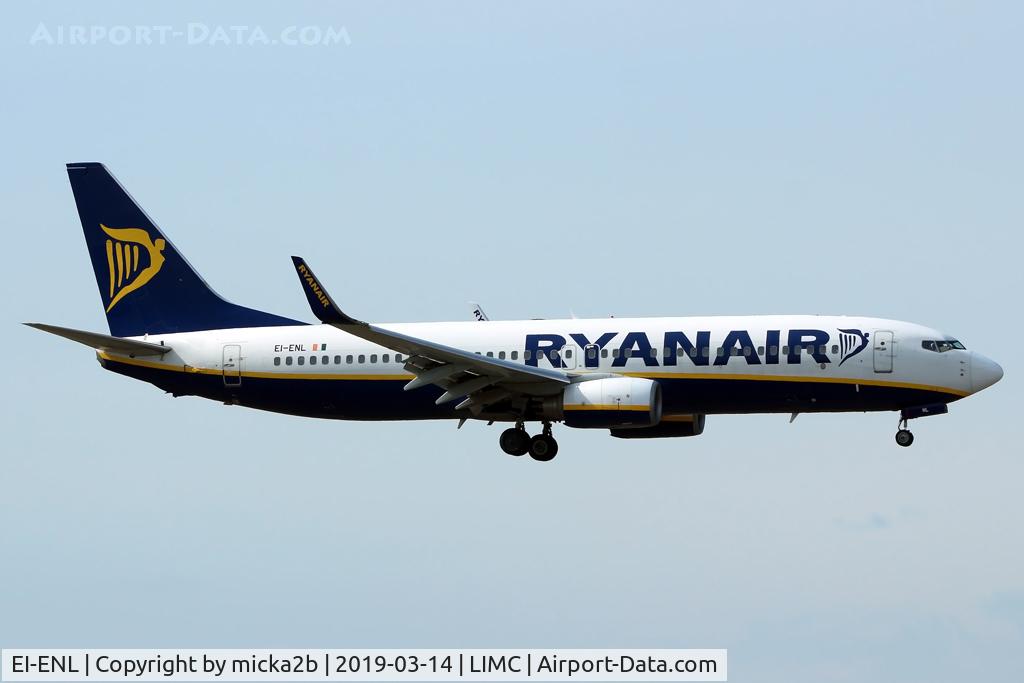 EI-ENL, 2010 Boeing 737-8AS C/N 35037, Landing