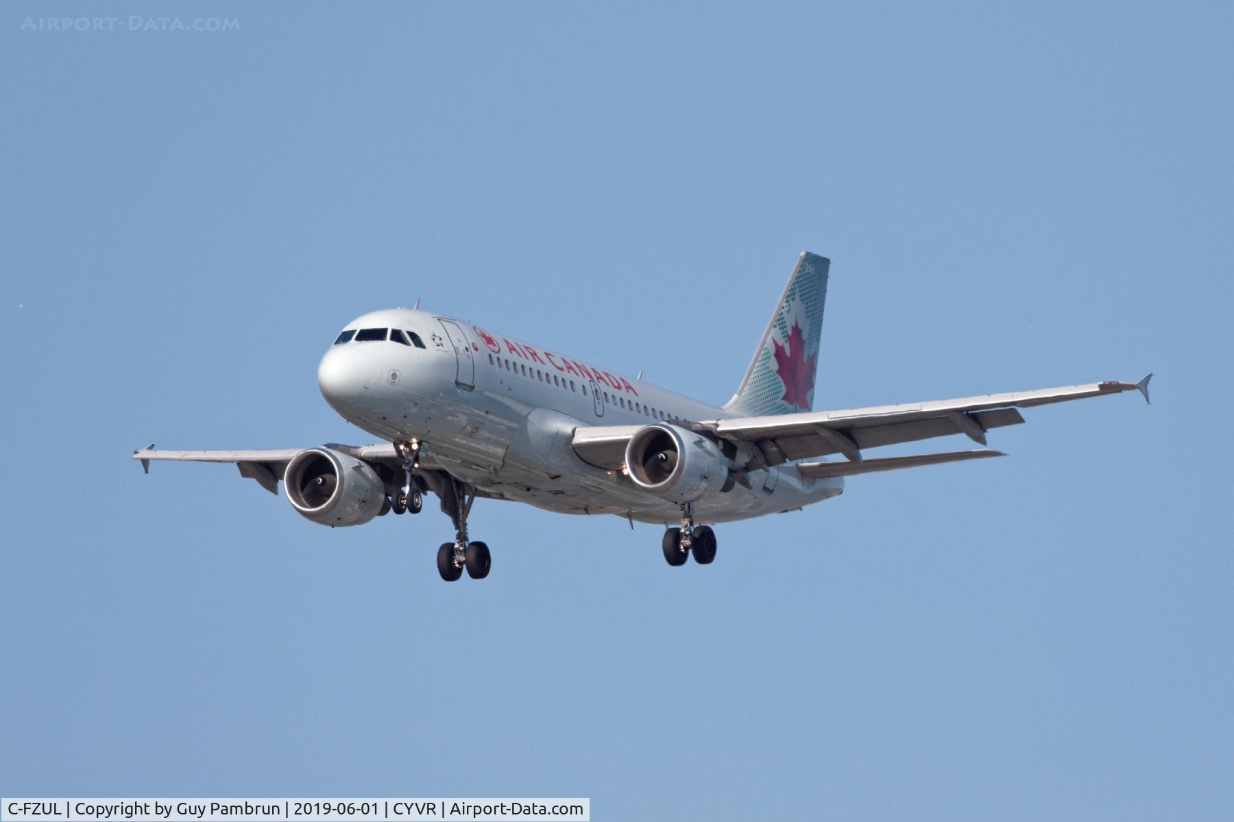 C-FZUL, 1997 Airbus A319-114 C/N 721, Landing