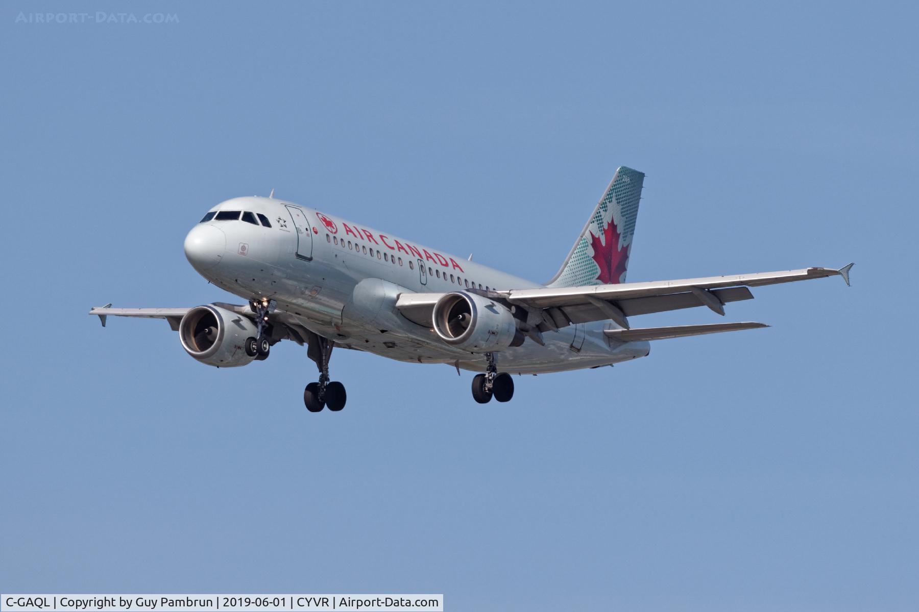 C-GAQL, 1997 Airbus A319-114 C/N 732, Landing