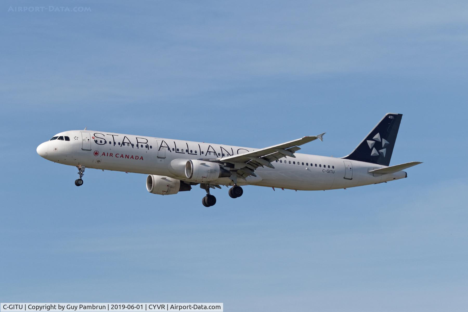 C-GITU, 2001 Airbus A321-211 C/N 1602, Landing