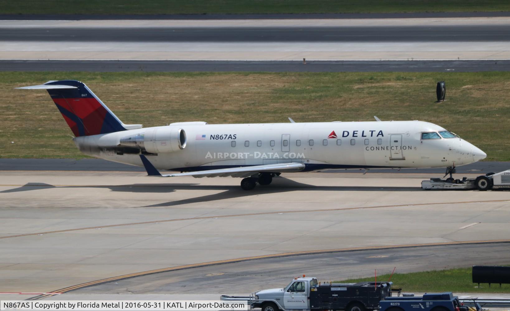 N867AS, 2000 Bombardier CRJ-200ER (CL-600-2B19) C/N 7463, Delta Connection
