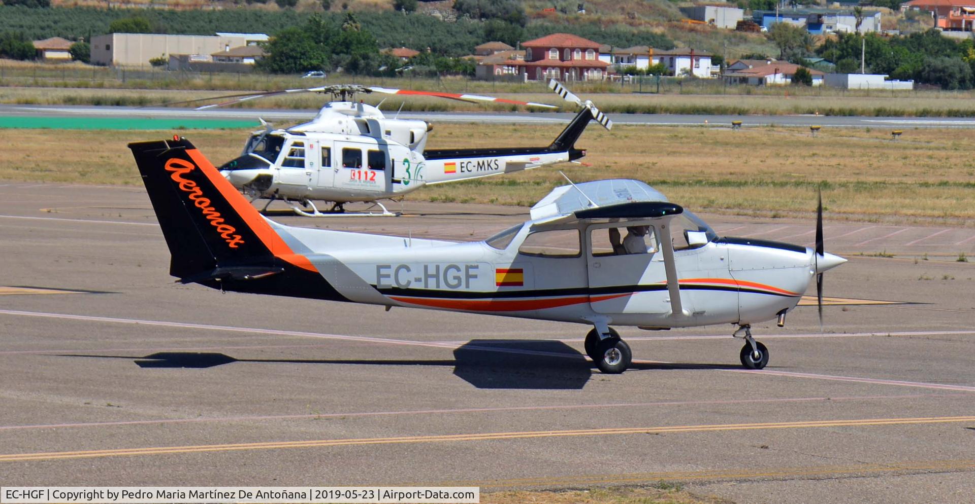 EC-HGF, Reims F172M Skyhawk C/N 1404, Aeropuerto de Córdoba - Spain