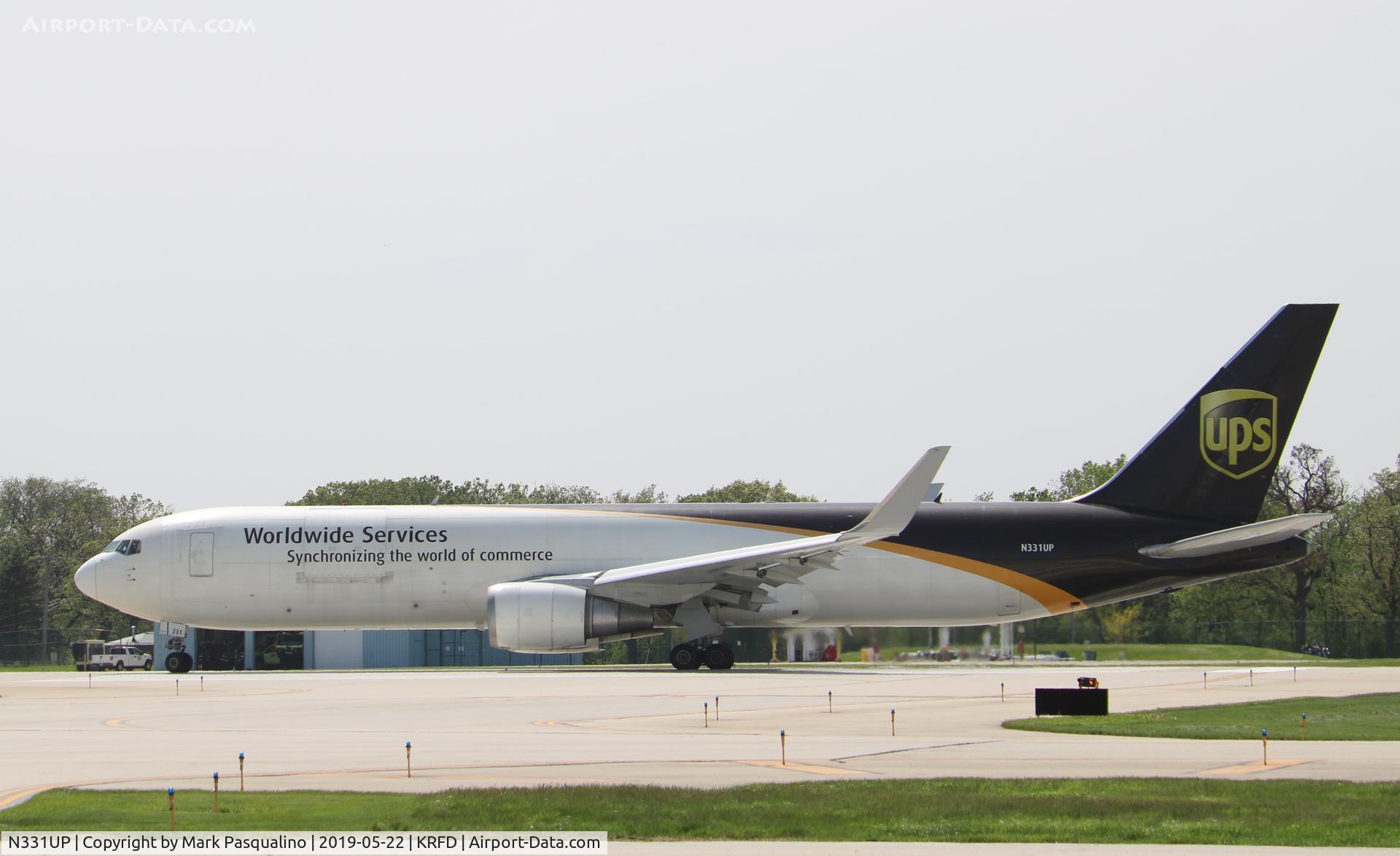 N331UP, 1999 Boeing 767-34AF C/N 27757, Boeing 767-34AF