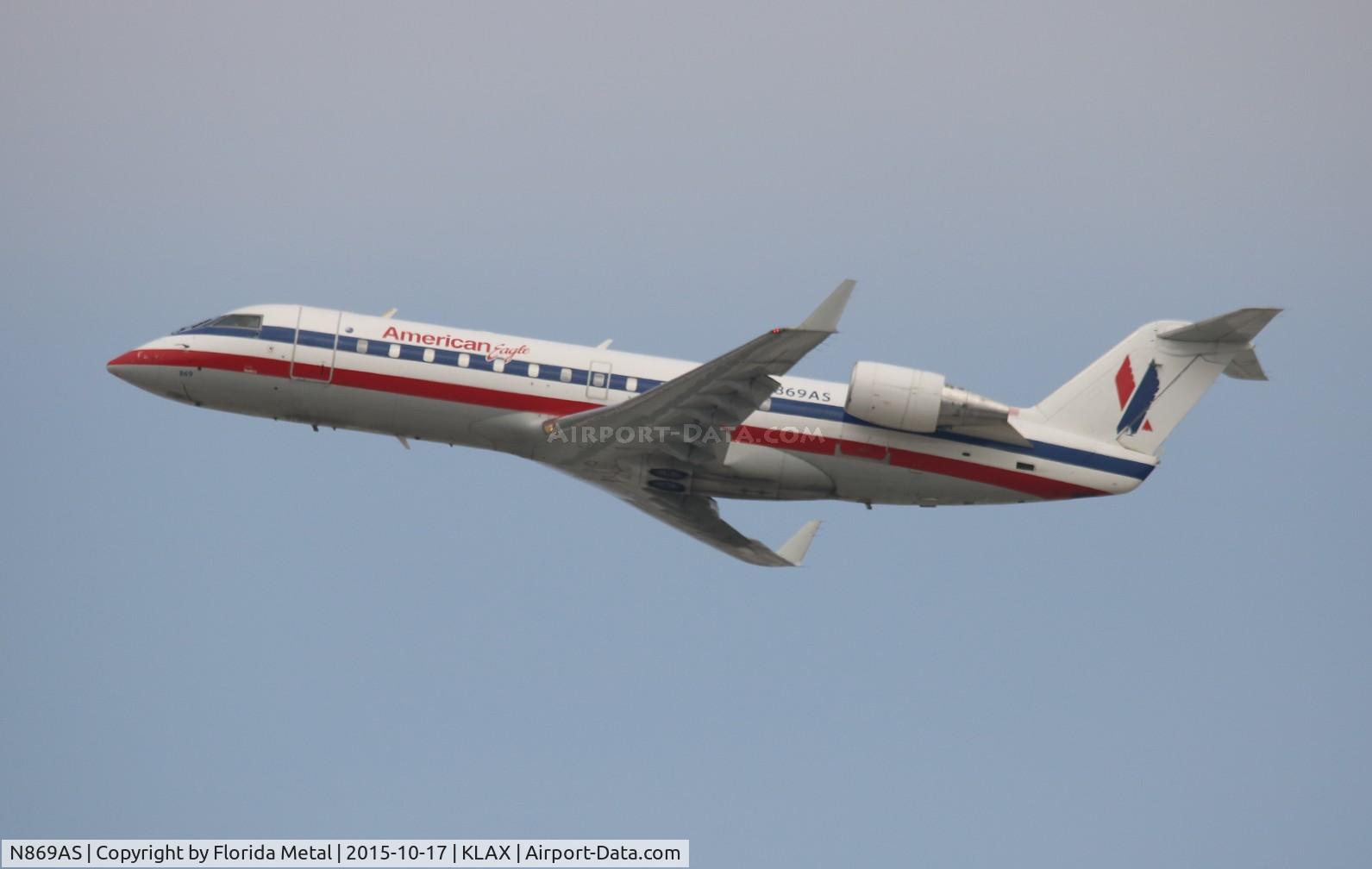 N869AS, 2001 Bombardier CRJ-200ER (CL-600-2B19) C/N 7479, American Eagle