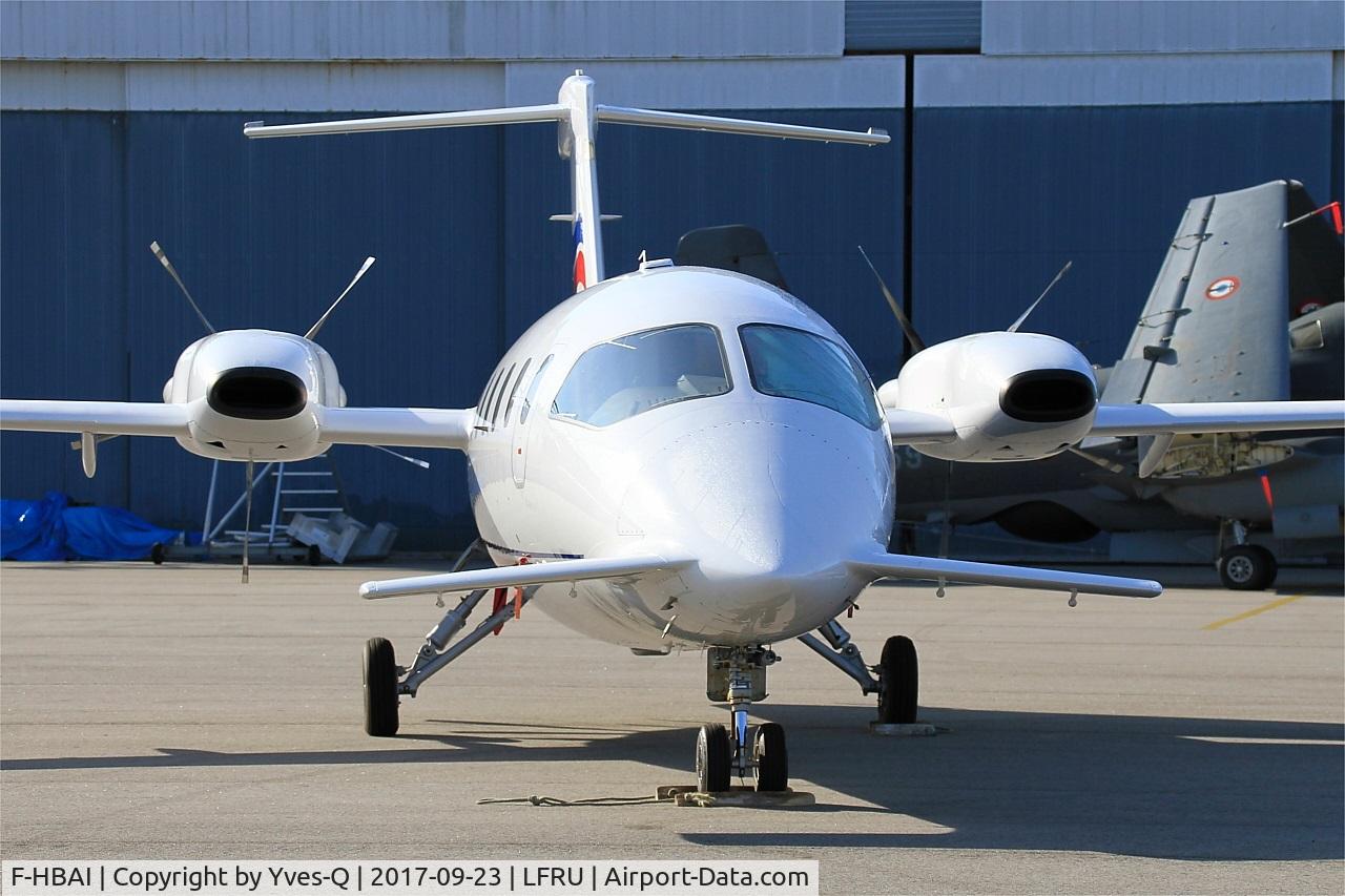 F-HBAI, 2006 Piaggio P-180 Avanti C/N 1110, Piaggio P-180 Avanti, Parked, Morlaix-Ploujean airport (LFRU-MXN)