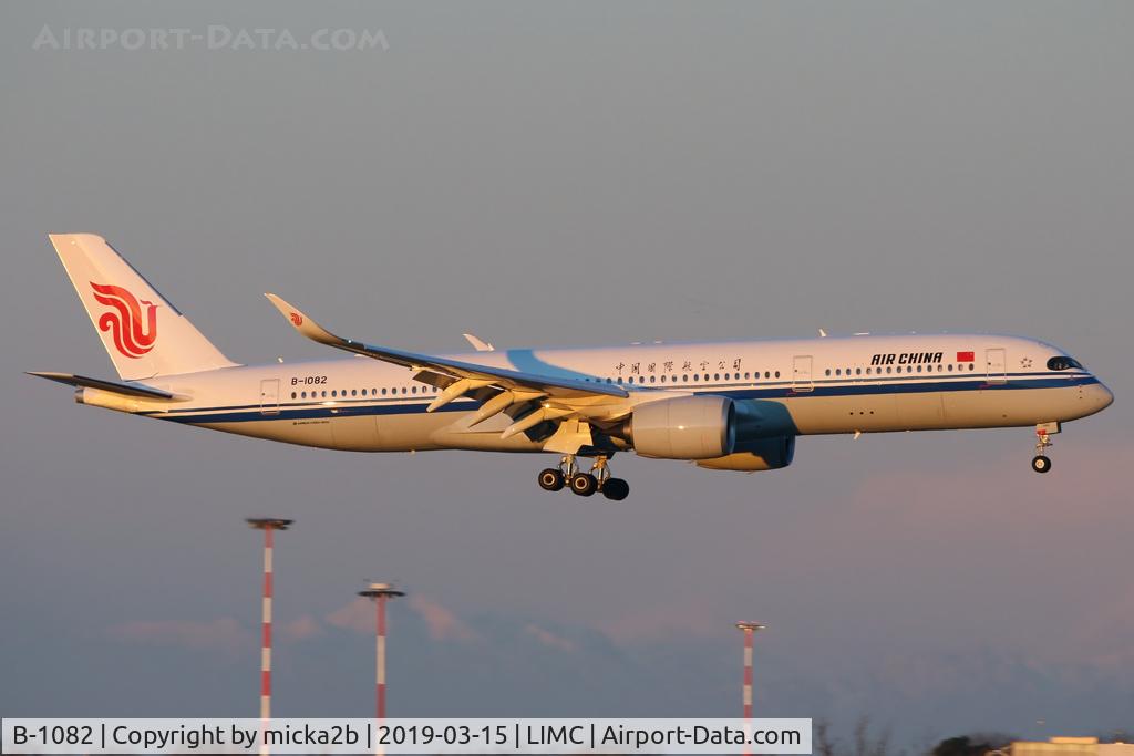 B-1082, 2018 Airbus A350-941 C/N 231, Landing