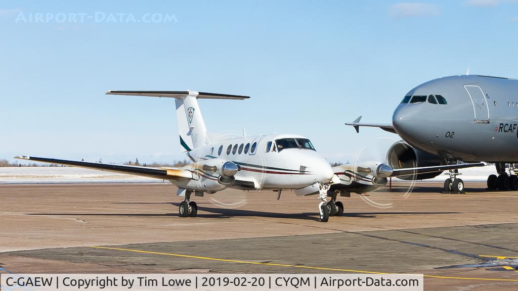 C-GAEW, 1996 Raytheon B200 King Air C/N BB-1546, the regional medevac, parking enxt to the international medevac.