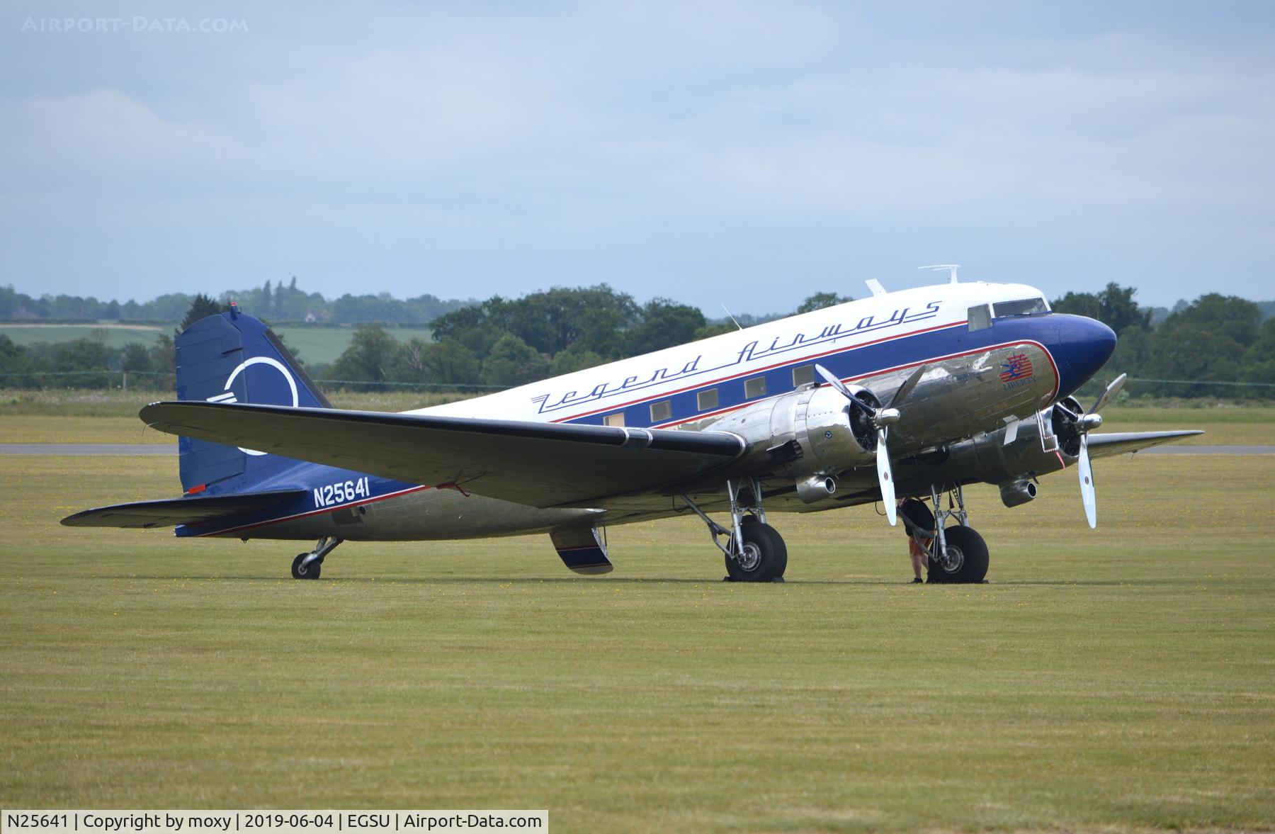 N25641, 1943 Douglas DC3C-S4C4G (C-47) C/N 9059, Douglas DC3C-S4C4G at Duxford.
